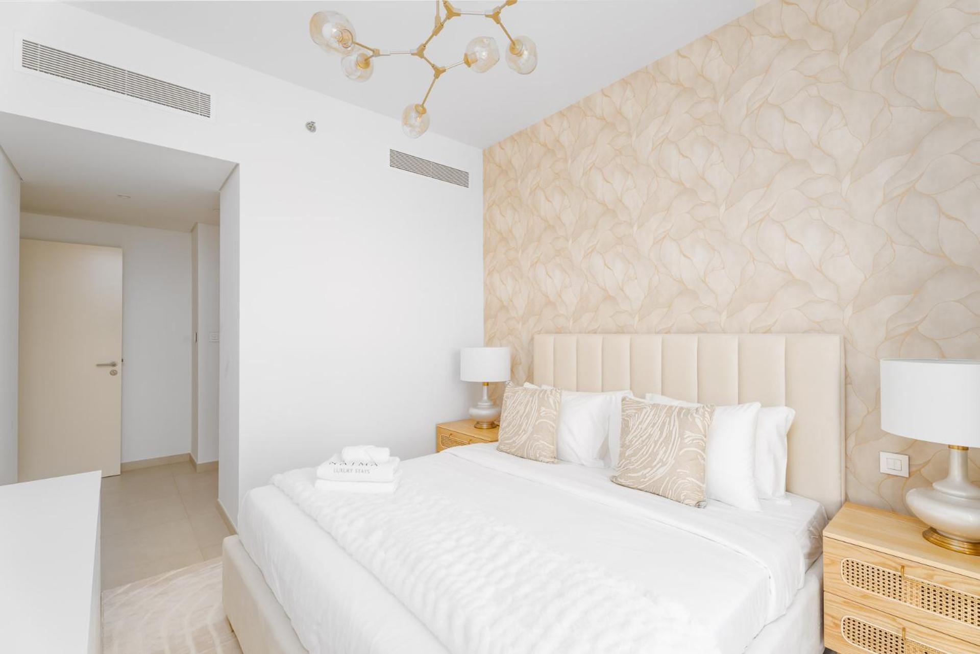 Nasma Luxury - View Luxury 2br With Balcony * Dubai