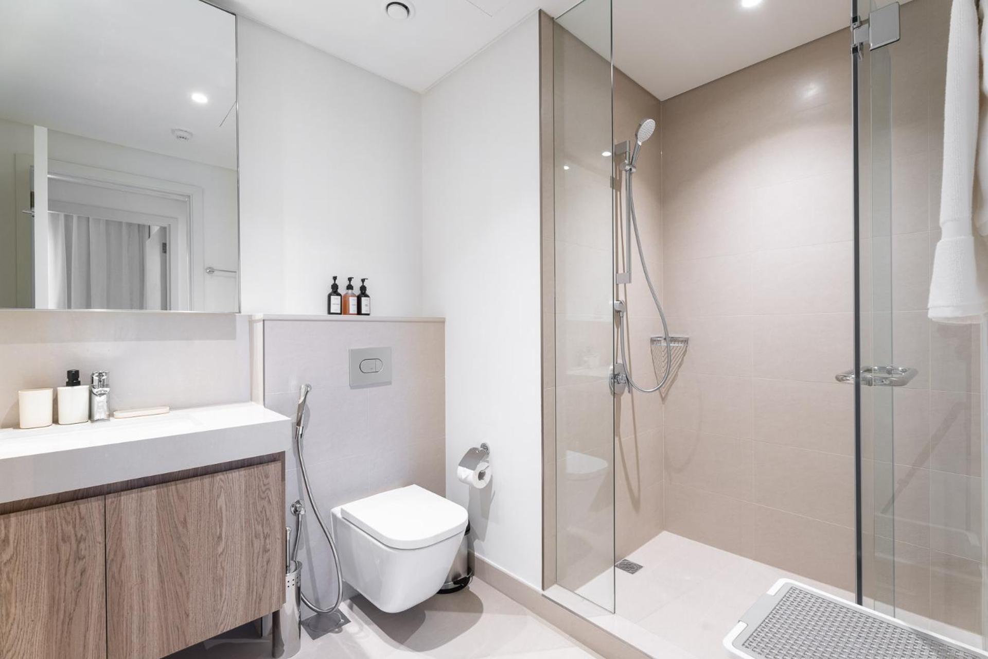 Nasma Luxury - View Luxury 2br With Balcony Apartment