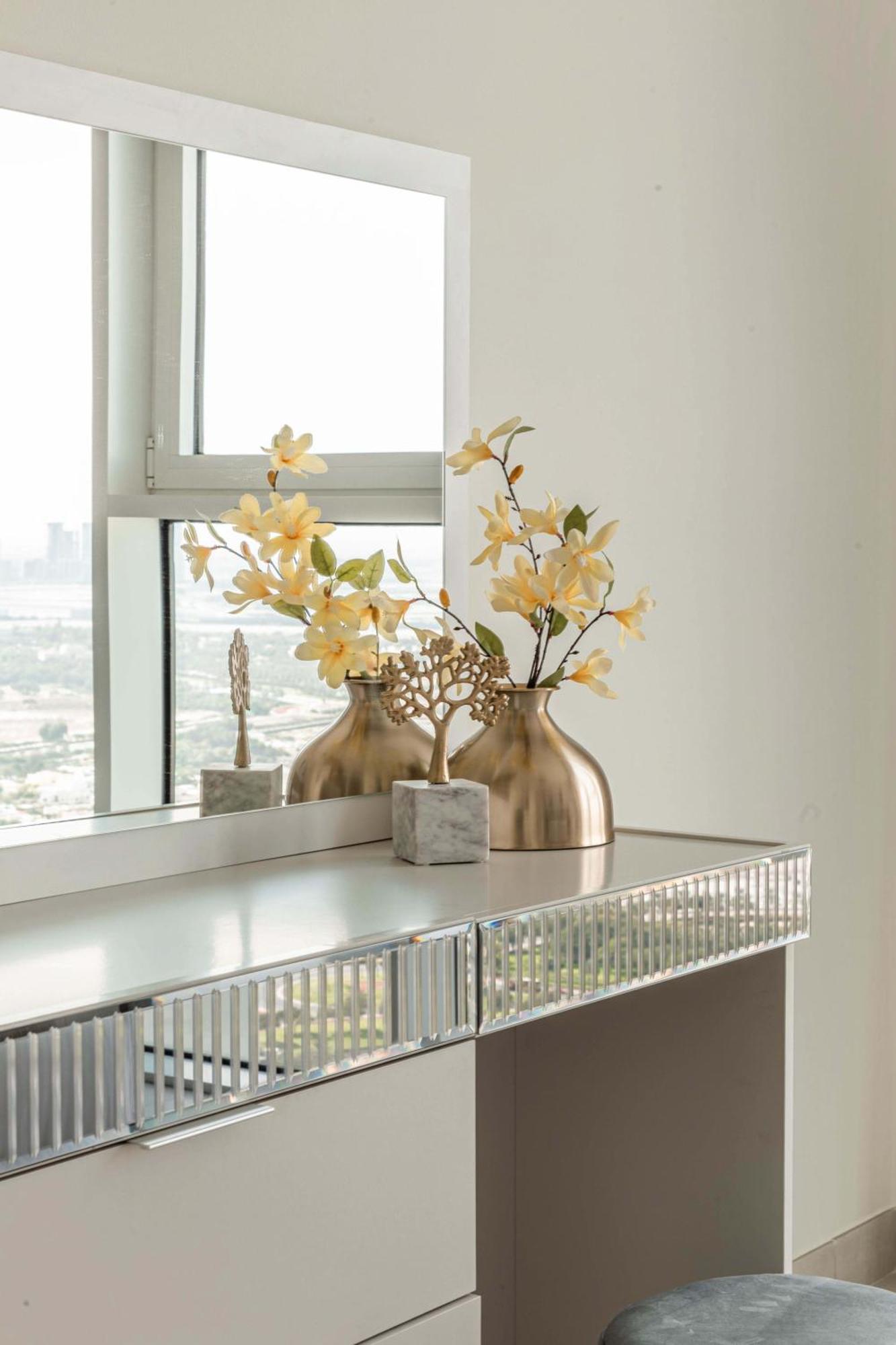 Frank Porter - 1 Residences 2