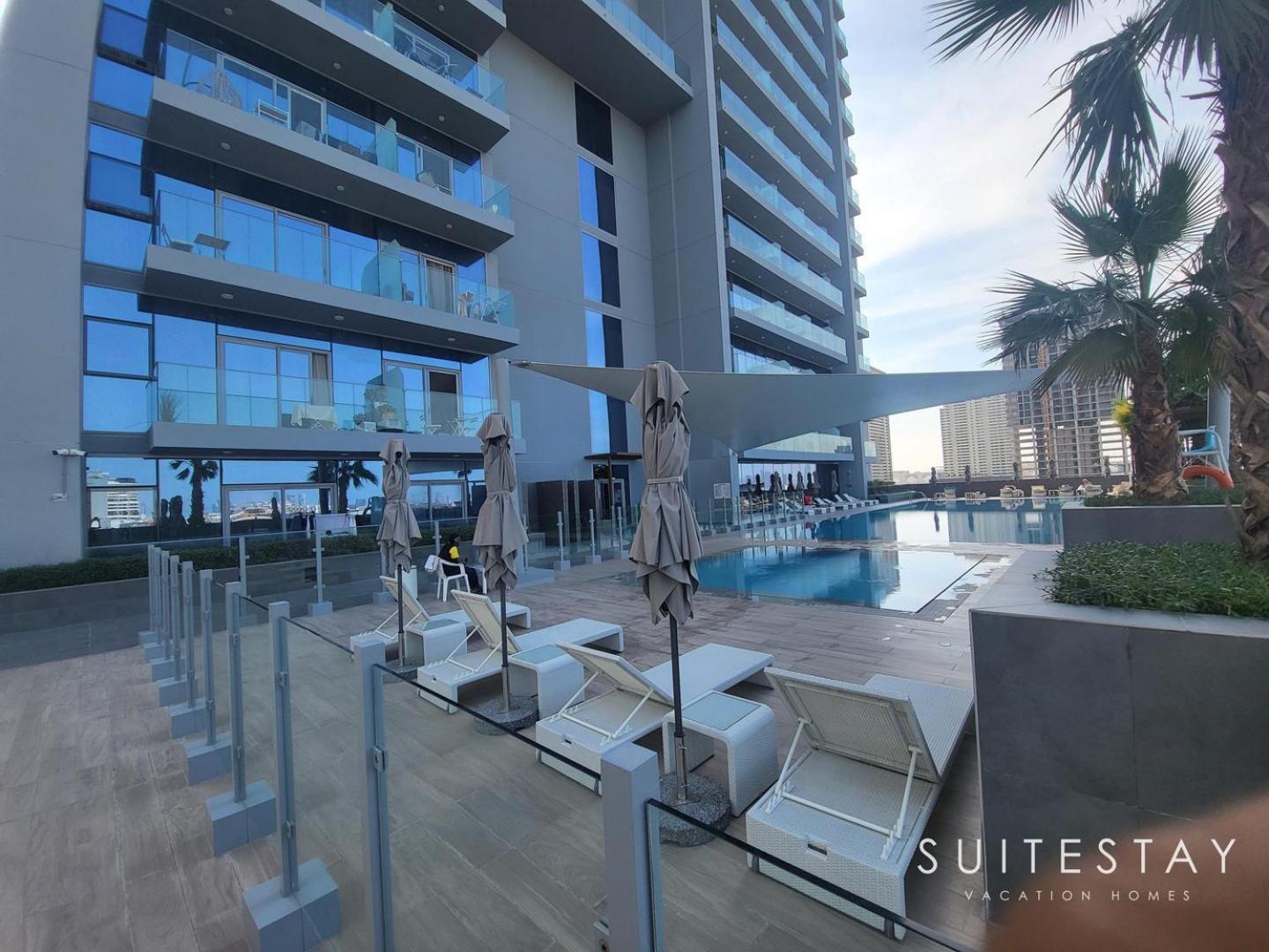 Prestigious With High Quality Interiors Apartment Dubai
