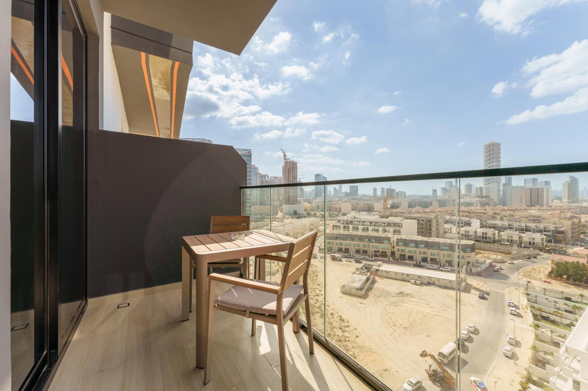 Luxury Living In 1 Bedroom In Jvc Apartment Dubai