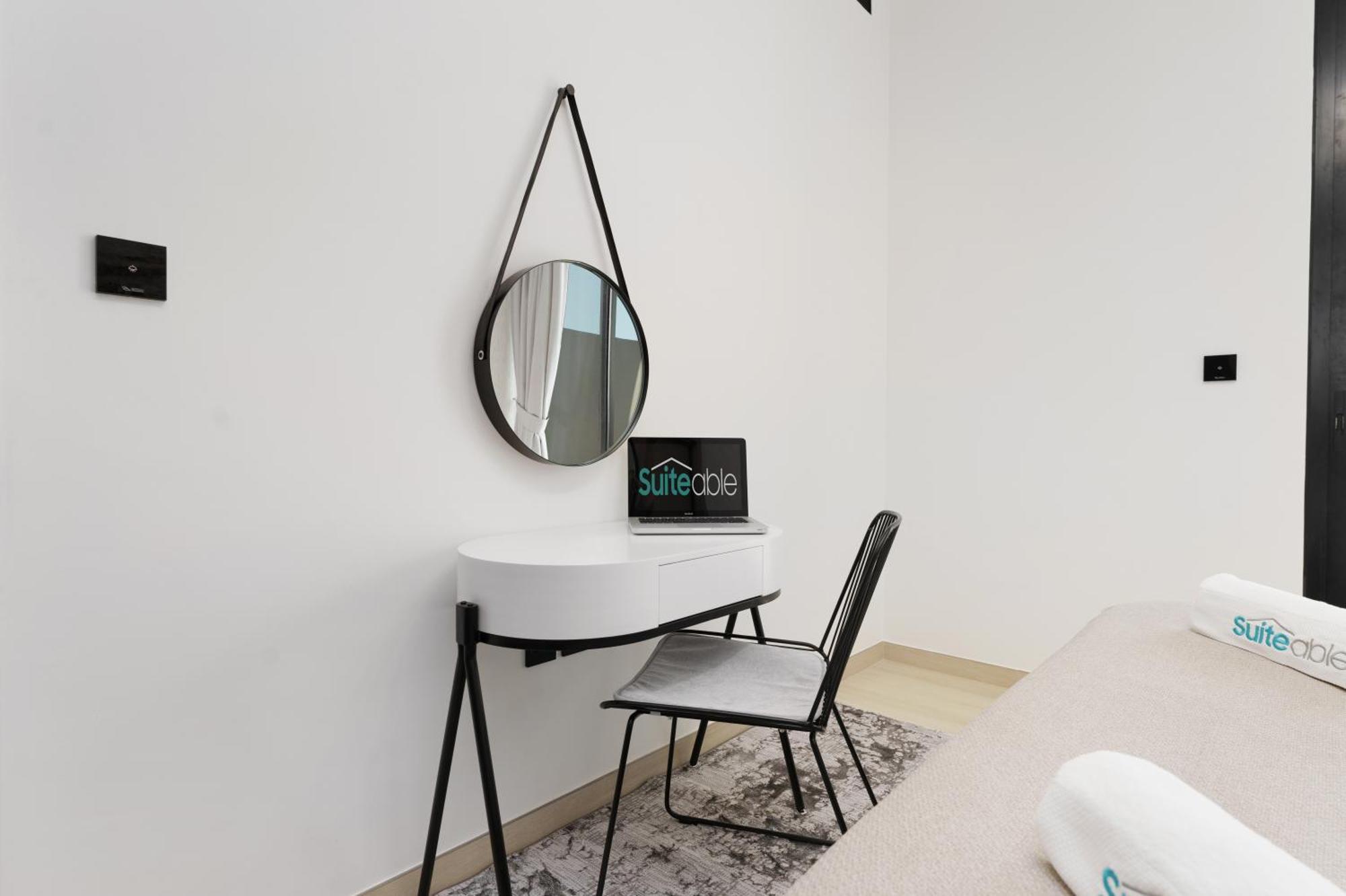 Luxury Living In 1 Bedroom In Jvc