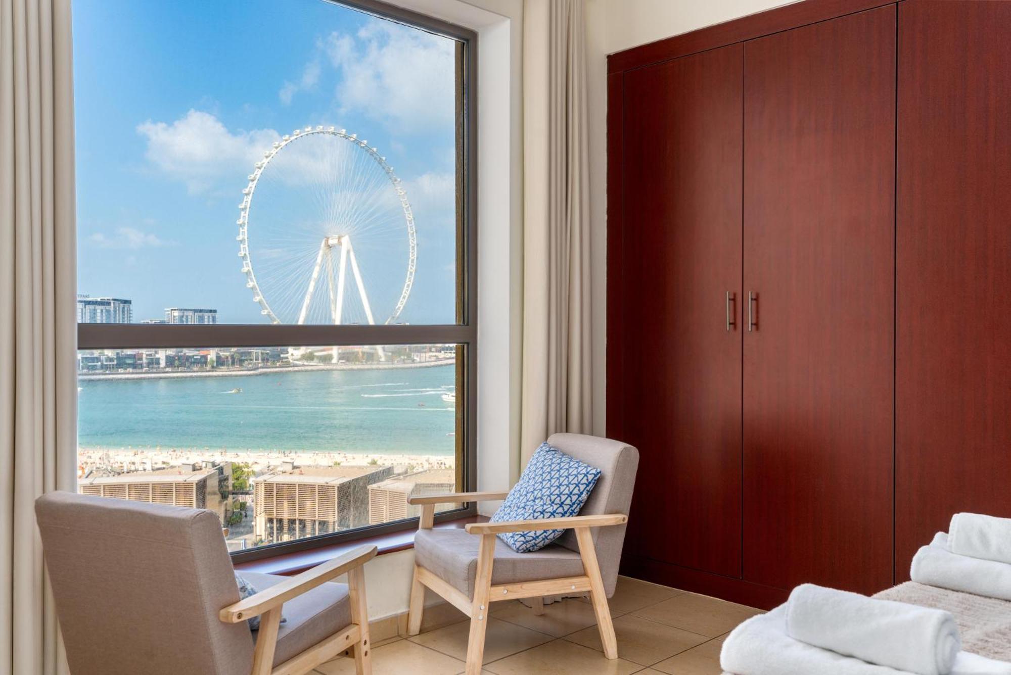 Apartment 7 Beds / Jbr / Sea, Jbr And Ain Views / 3 Min Walk From Jbr / Large Groups And Families / Ideal Vacation Location Dubai