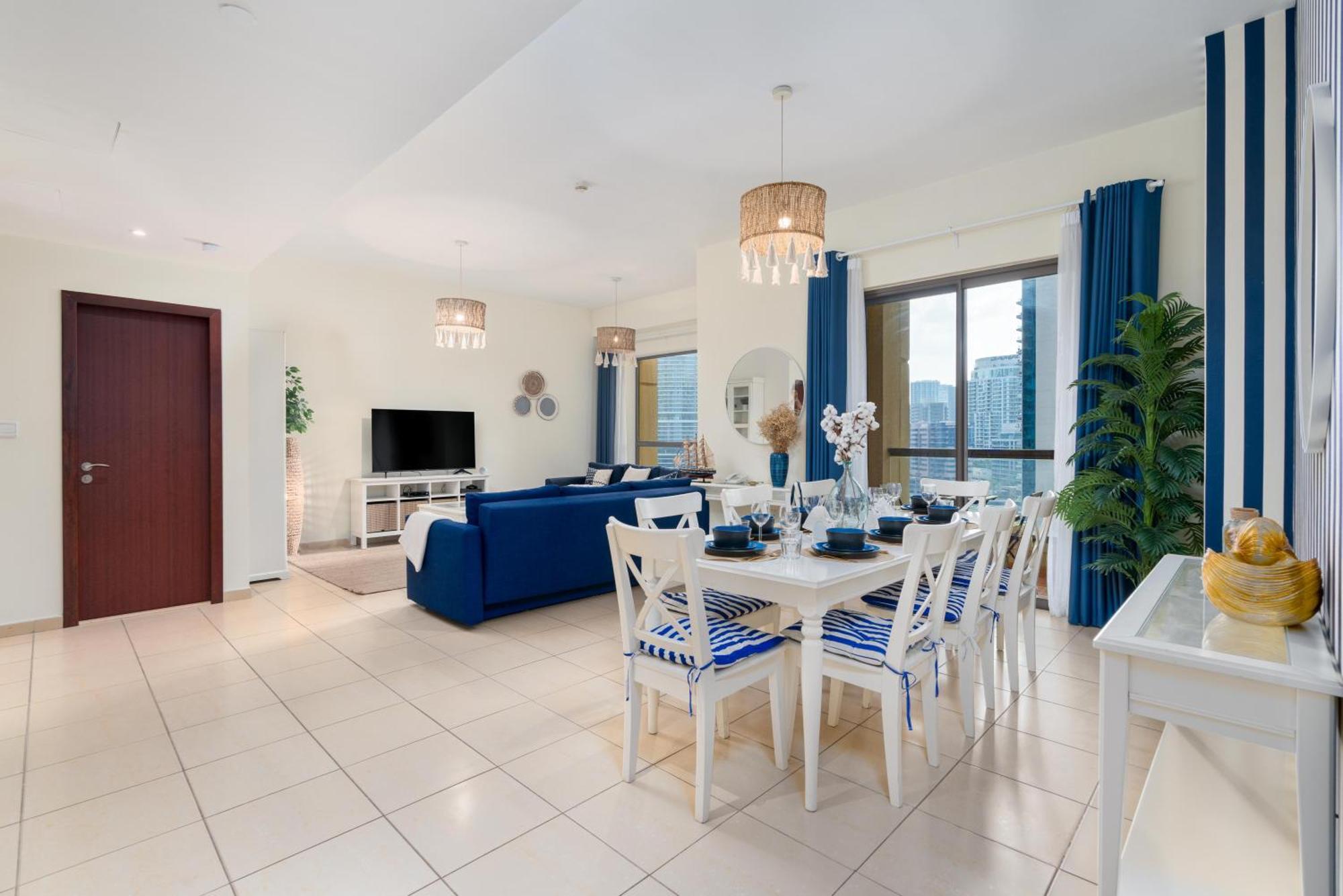 7 Beds / Jbr / Sea, Jbr And Ain Views / 3 Min Walk From Jbr / Large Groups And Families / Ideal Vacation Location Dubai