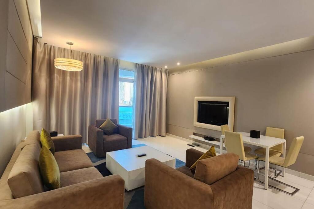 Damac Voleo In Business Bay * Dubai