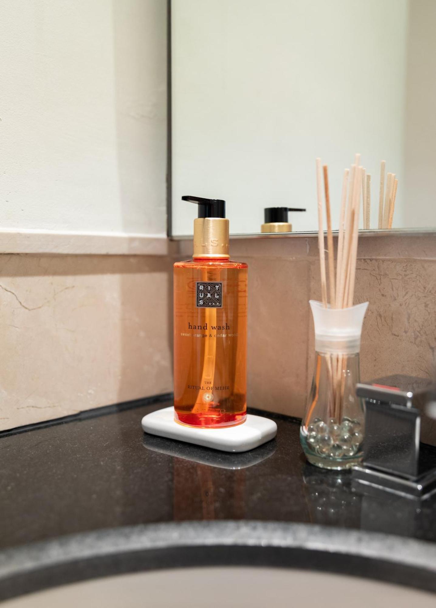 Eden's Homes & - Jw Marriott Marina Residences * Dubai