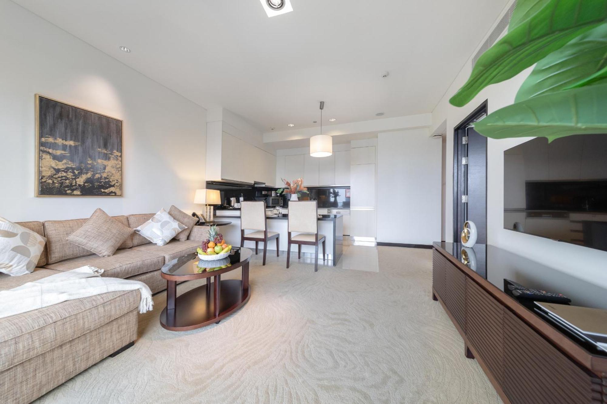Eden's Homes & - Jw Marriott Marina Residences
