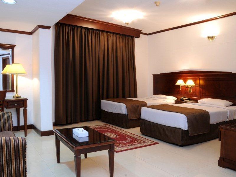 Admiral Plaza 3*