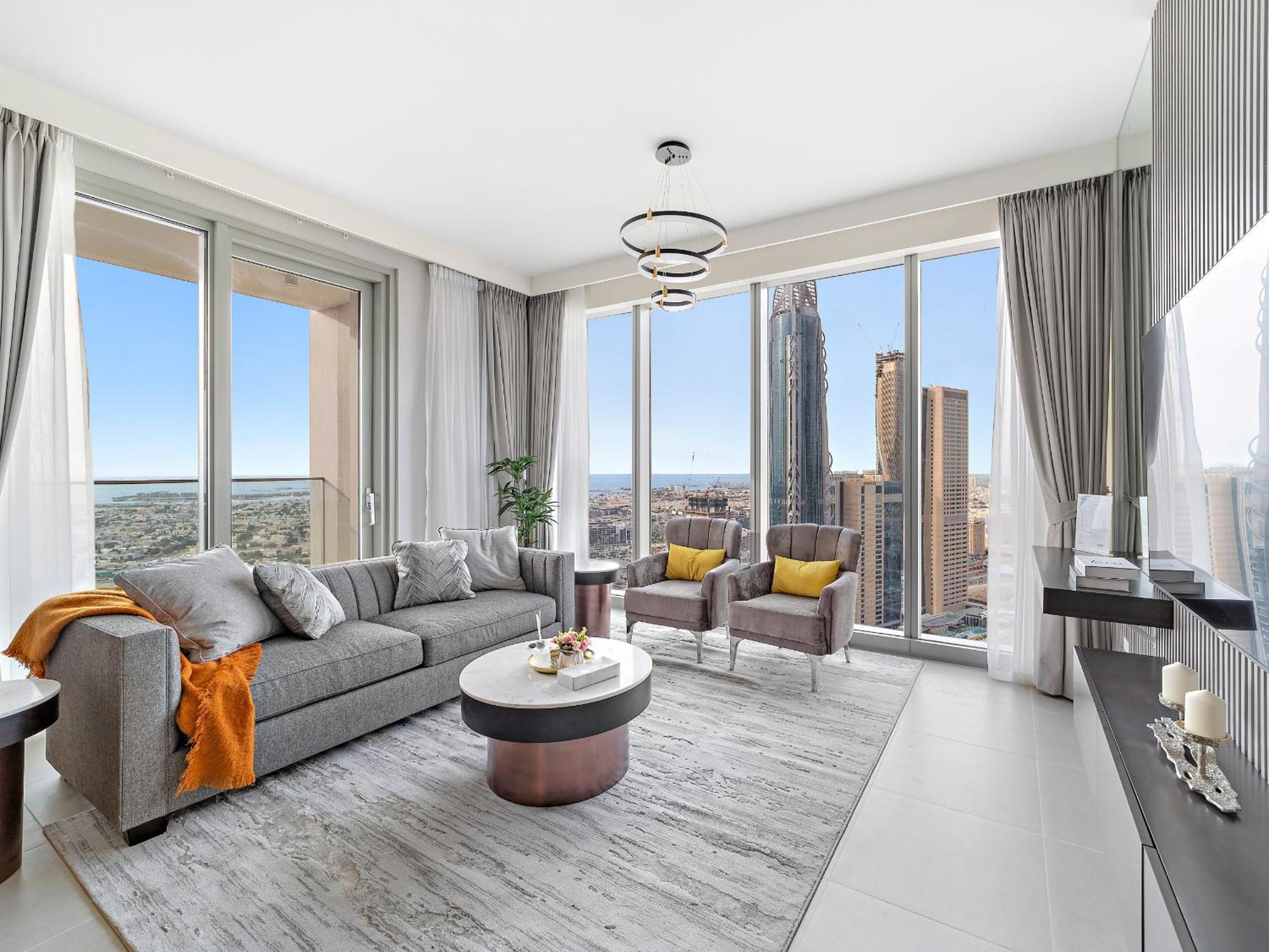 Refined & Welcoming 2bdr In Downtown-34 *