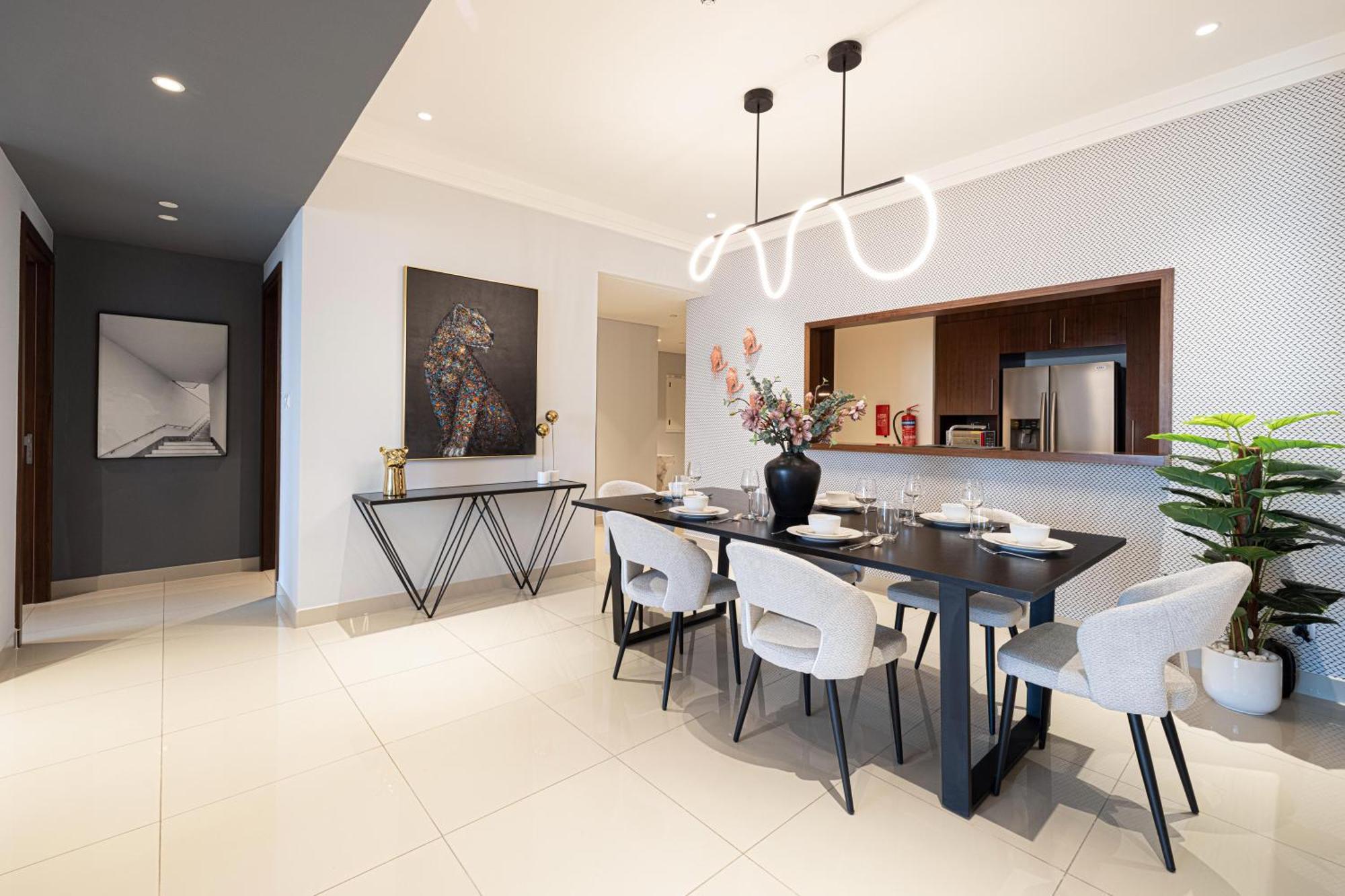 Modern 3br + Maid Connected To Mall Dubai