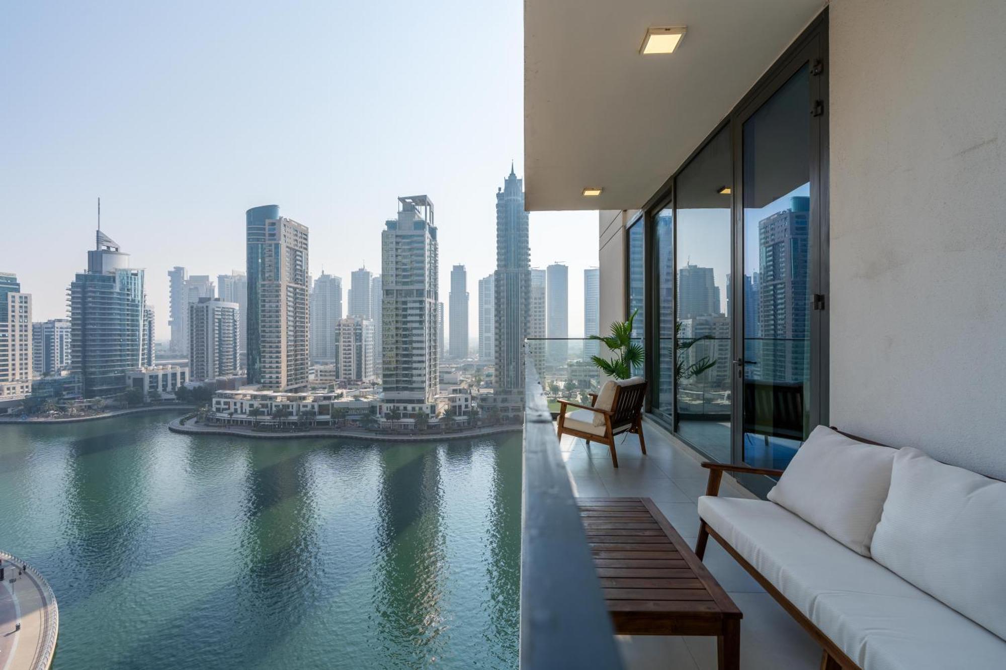 Apartment Modern 2br At Liv
