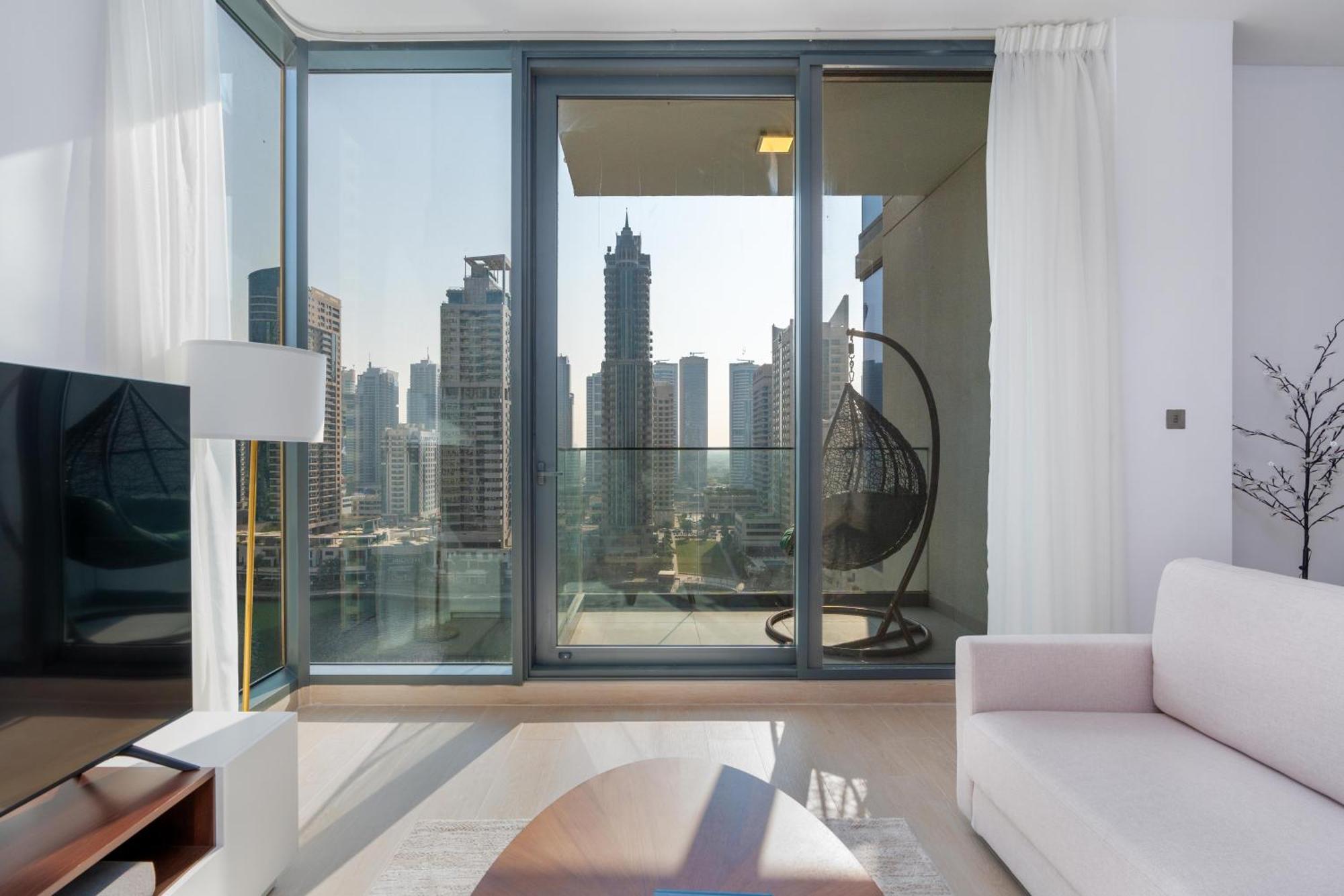 Apartment Modern 2br At Liv