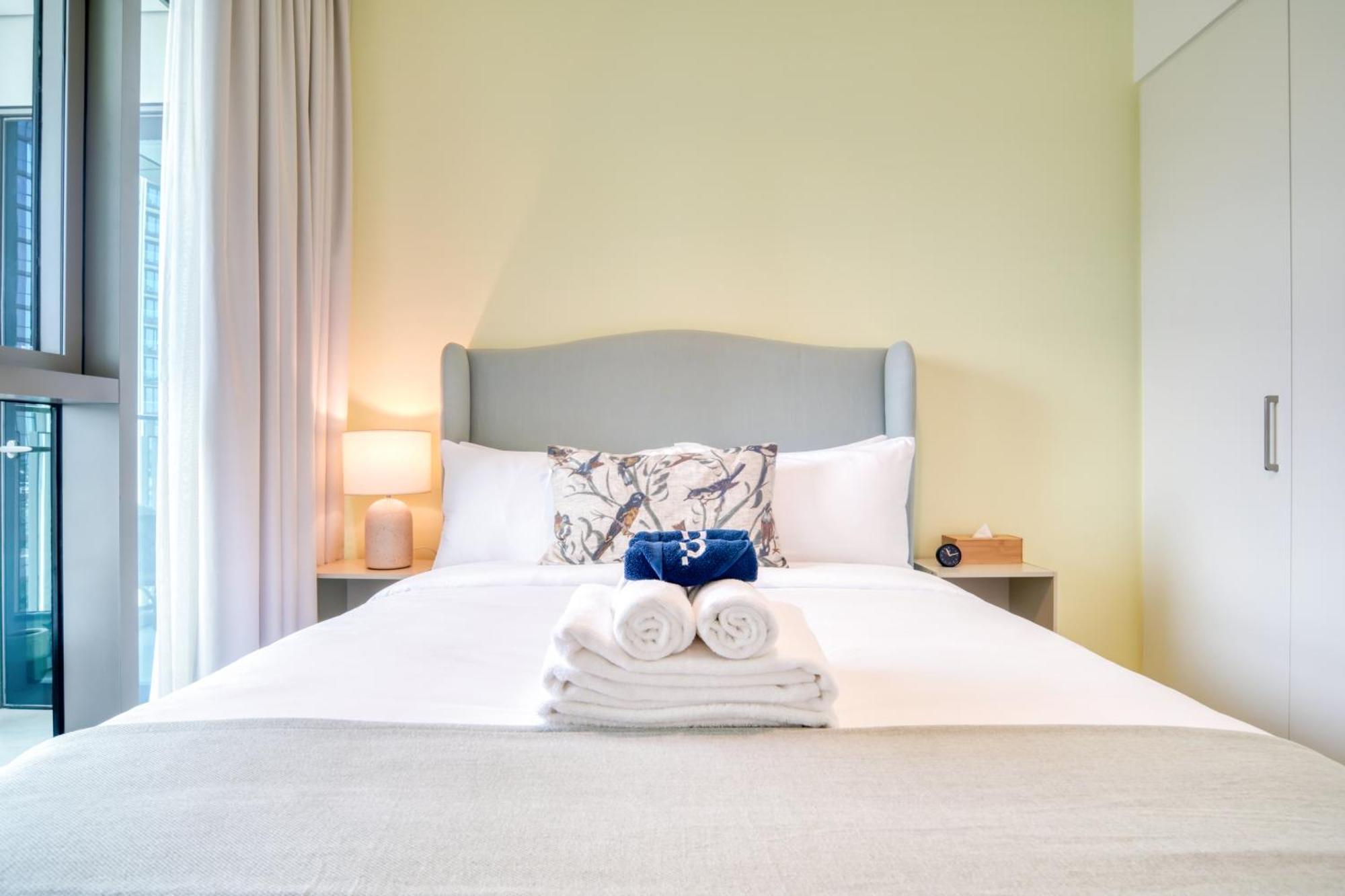 Downtown - 2br With Burj Khalifa View *