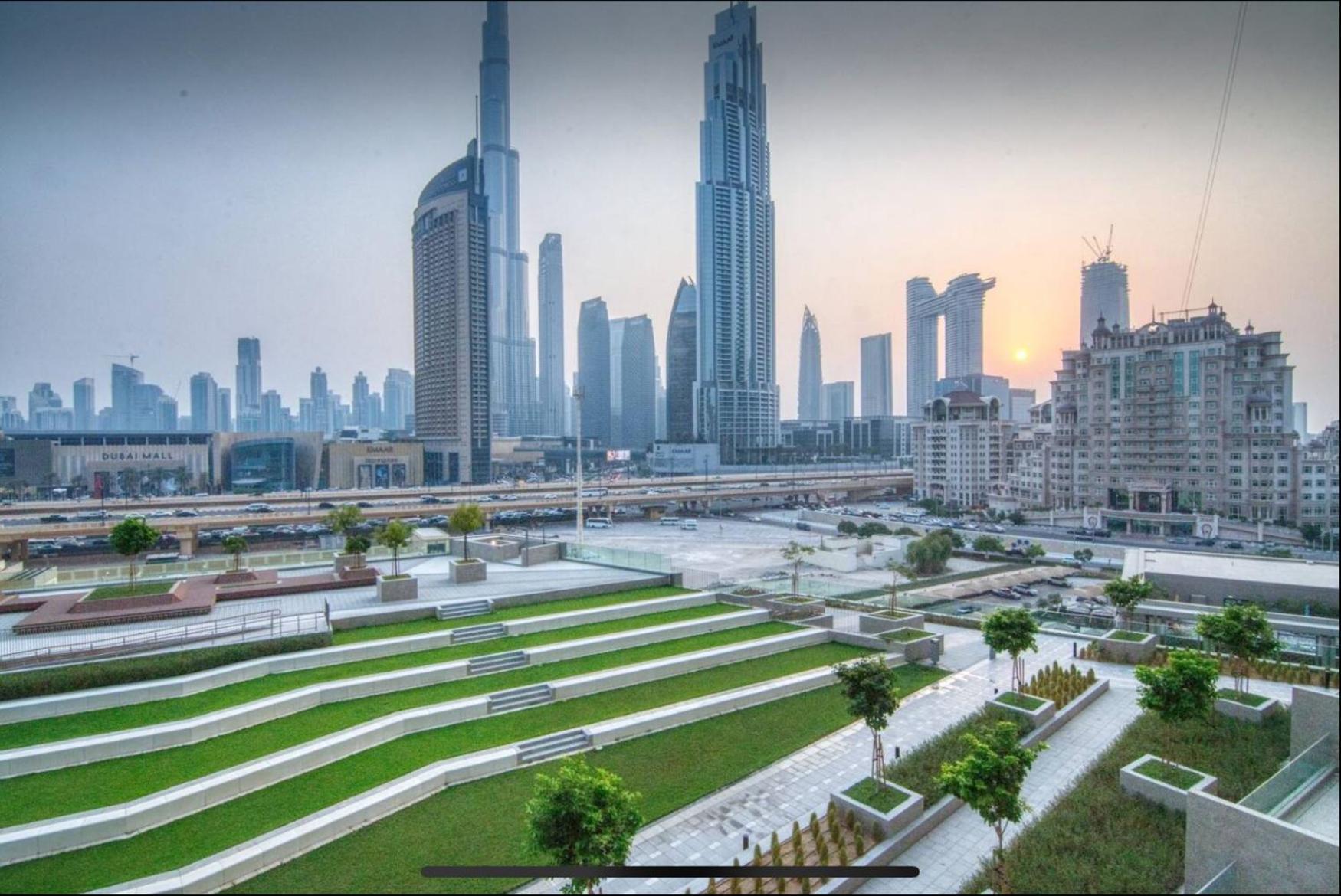 Daniels 2br At Downtown With Burj Khalifa View Dubai