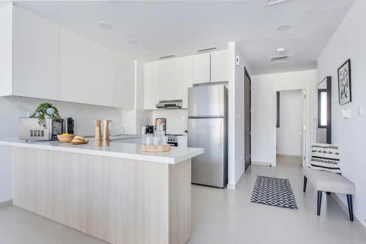 Villa Brand New 3br With Garden *