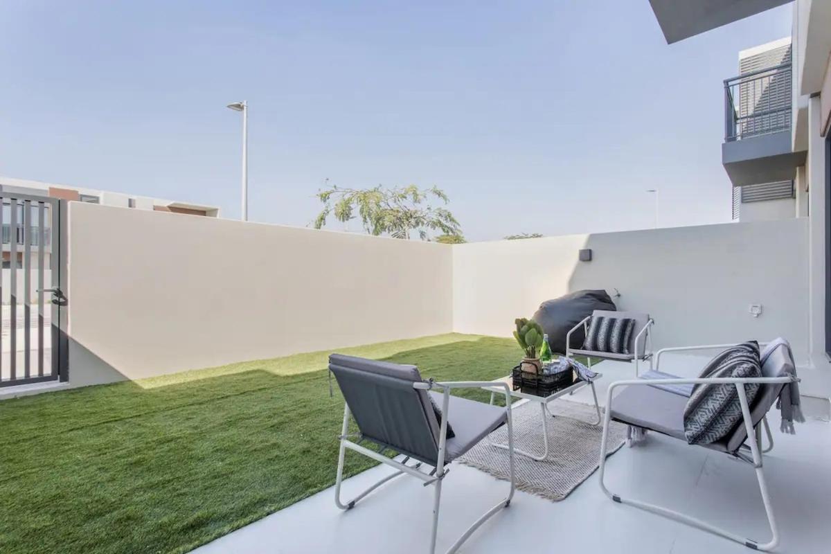 Brand New 3br With Garden * Dubai