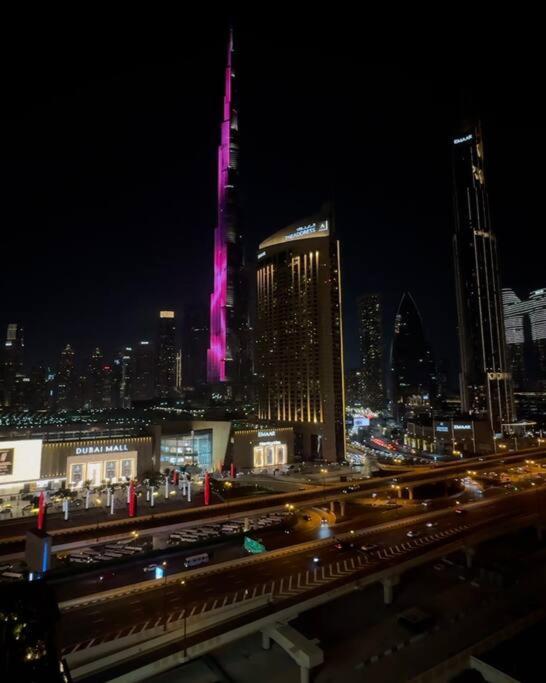 Elite Escape - 2 Bhk Getaway With Burj Khalifa View And Mall Access - 1504
