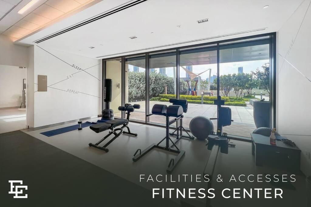 Apartment Elite Escape - 2 Bhk Getaway With Burj Khalifa View And Mall Access - 1504 Dubai