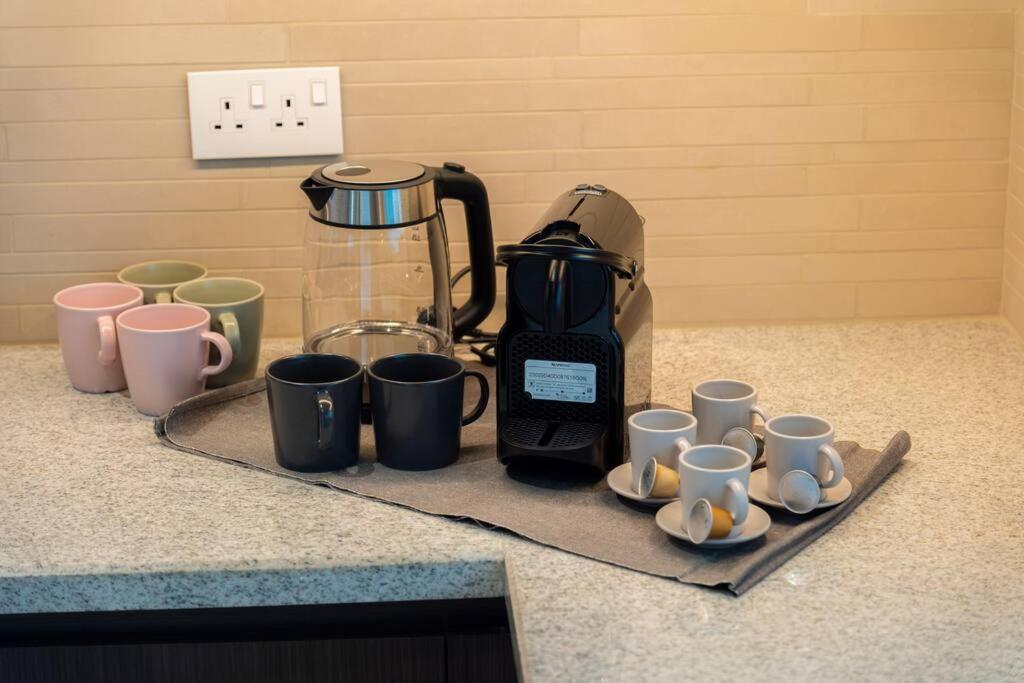 Elite Escape - 2 Bhk Getaway With Burj Khalifa View And Mall Access - 1504 Apartment Dubai