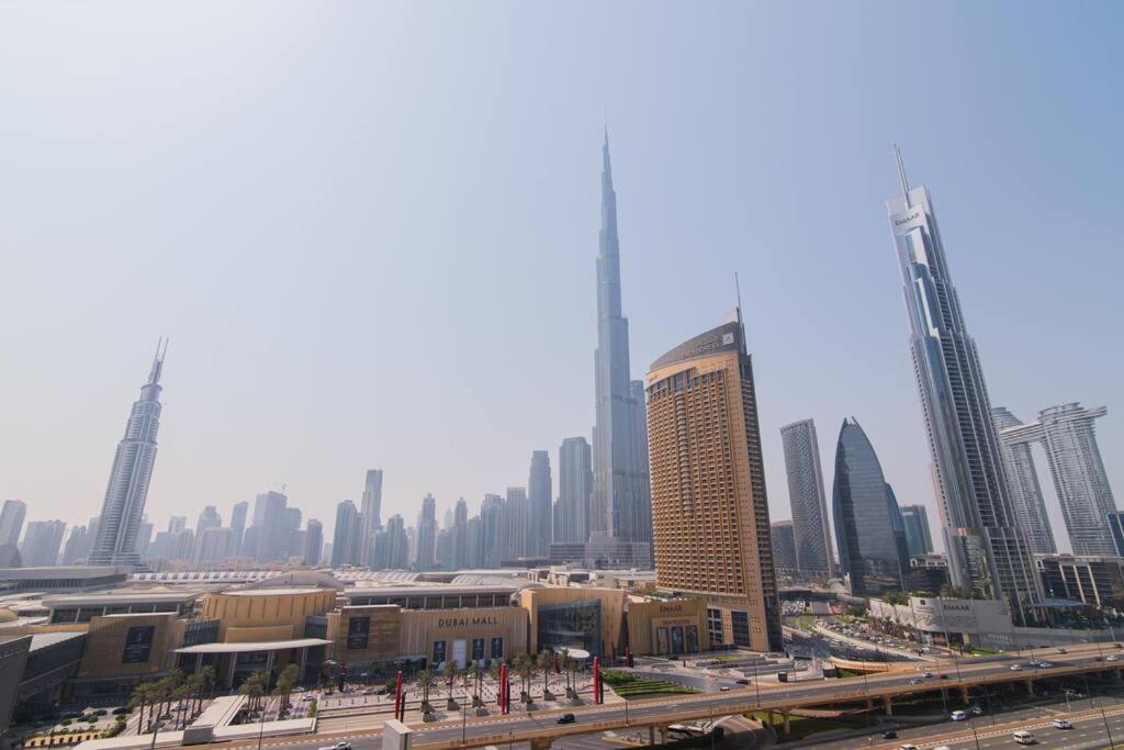 Elite Escape - 2 Bhk Getaway With Burj Khalifa View And Mall Access - 1504