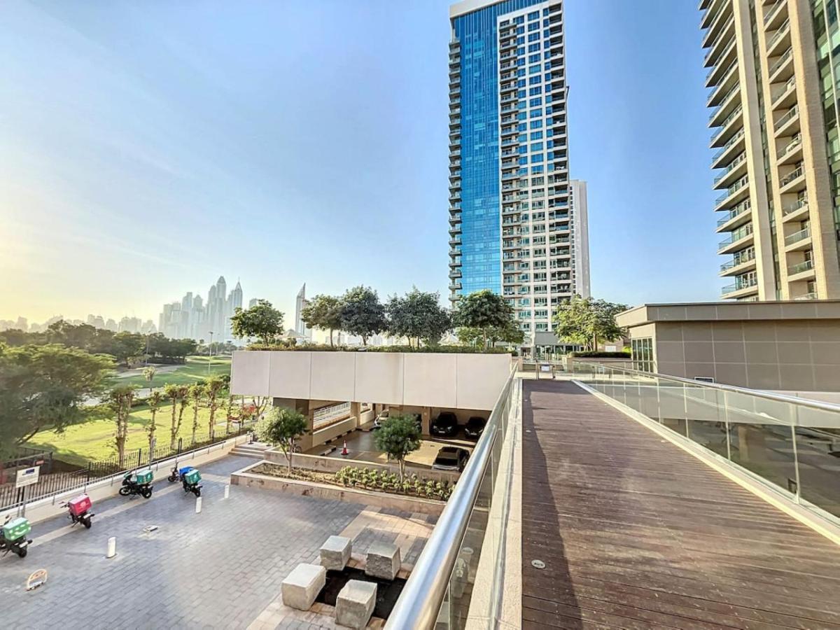 Apartment The Fairways - Calm Two Bedroom Dubai
