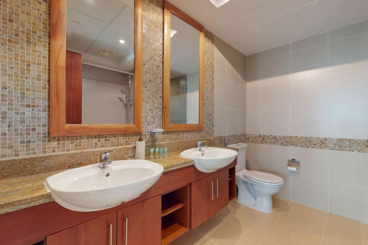 The Fairways - Calm Two Bedroom Apartment