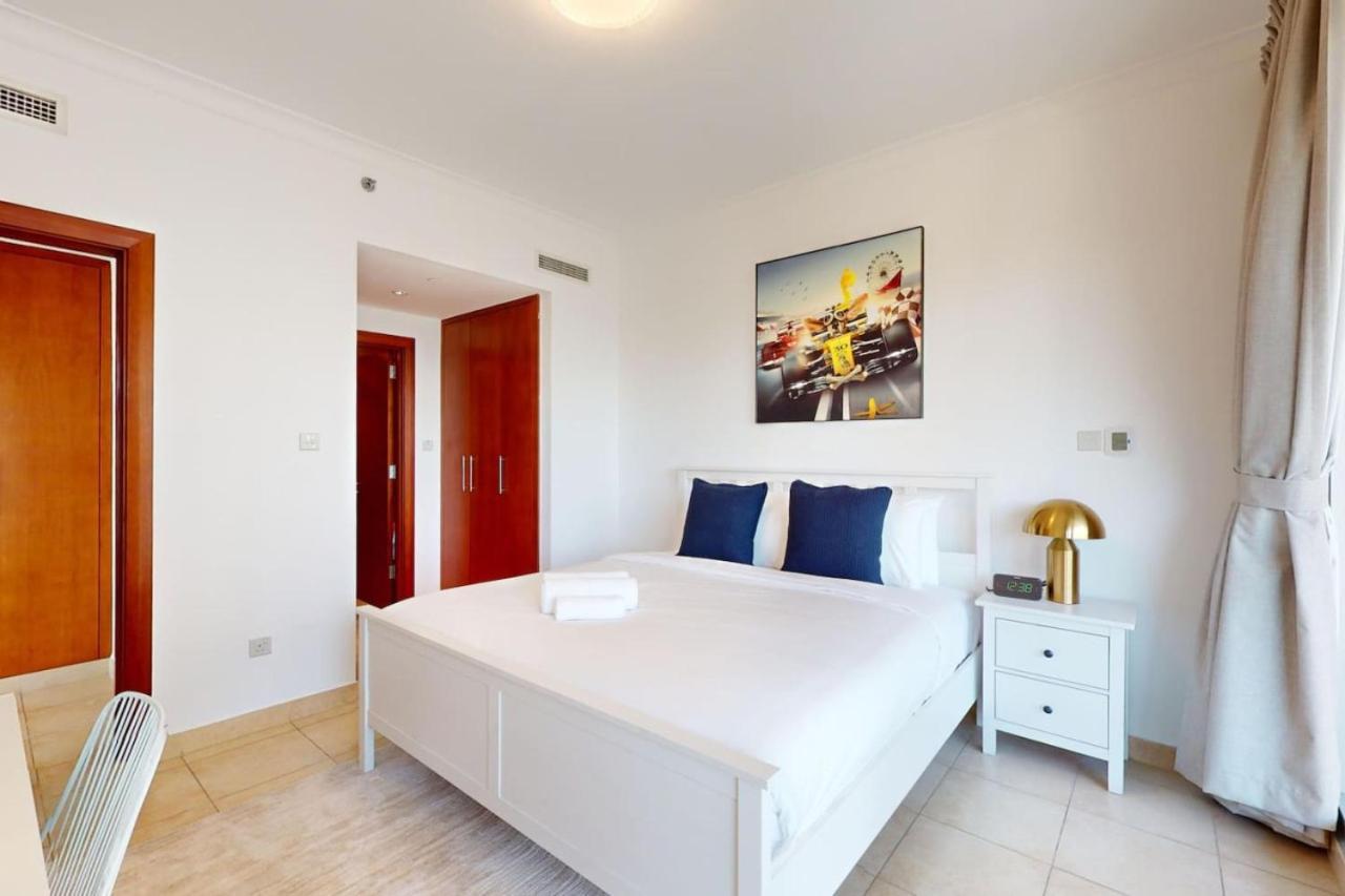 The Fairways - Calm Two Bedroom Apartment *