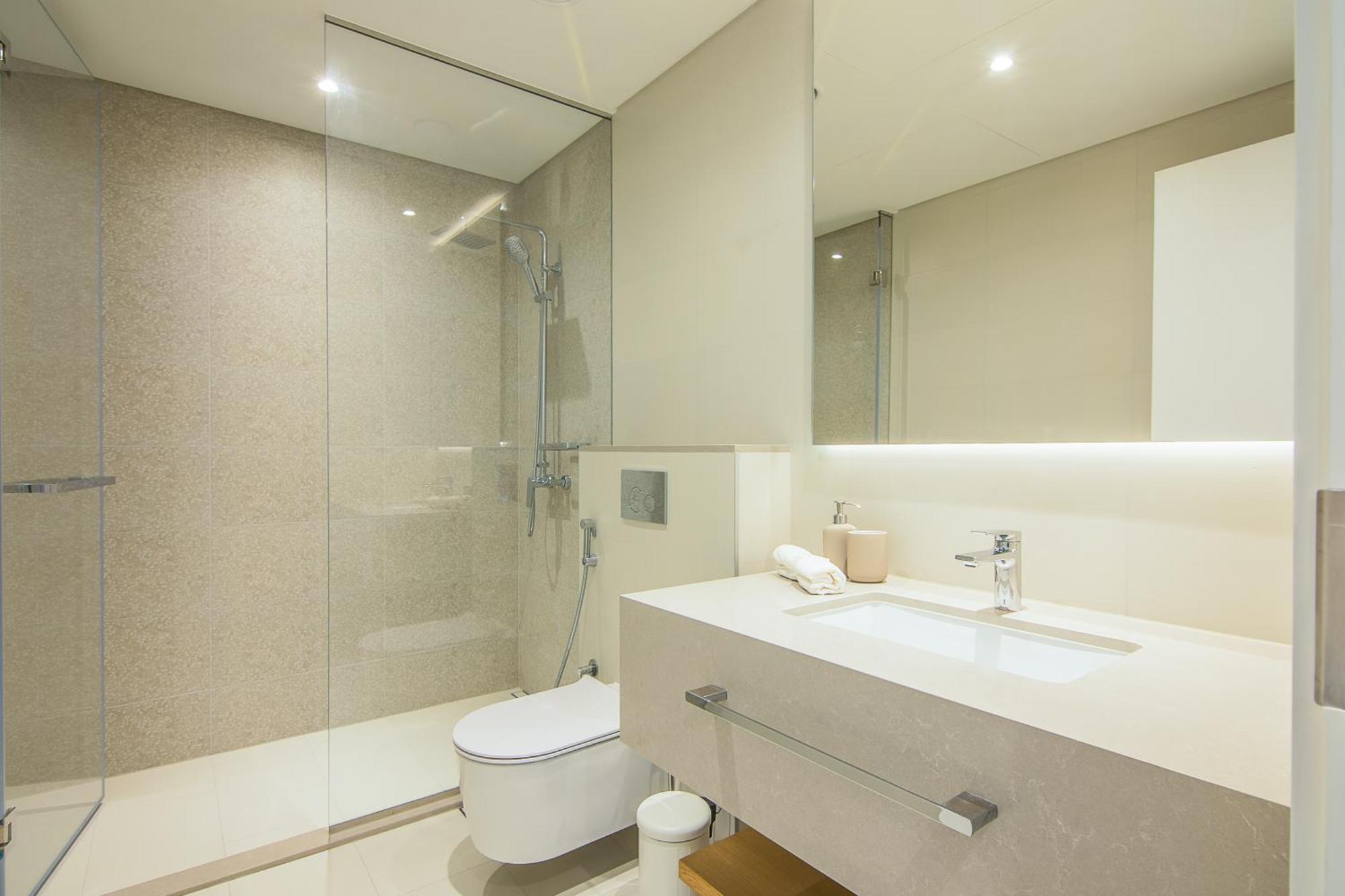 La Vie Jbr 1br With Access Apartment Dubai
