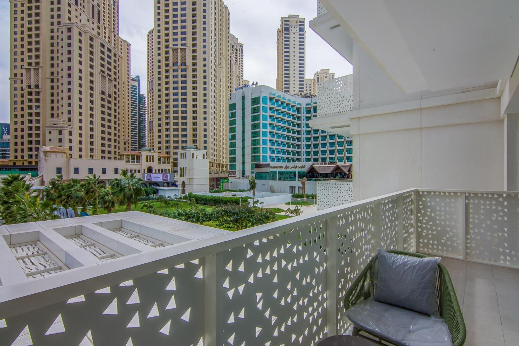 La Vie Jbr 1br With Access *