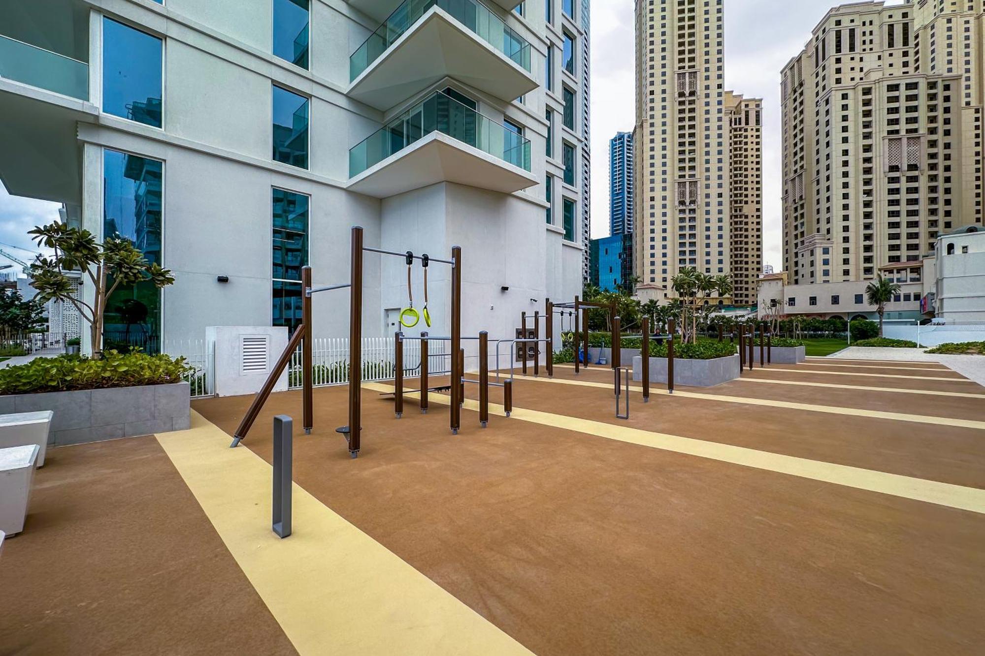 Apartment La Vie Jbr 1br With Access Dubai