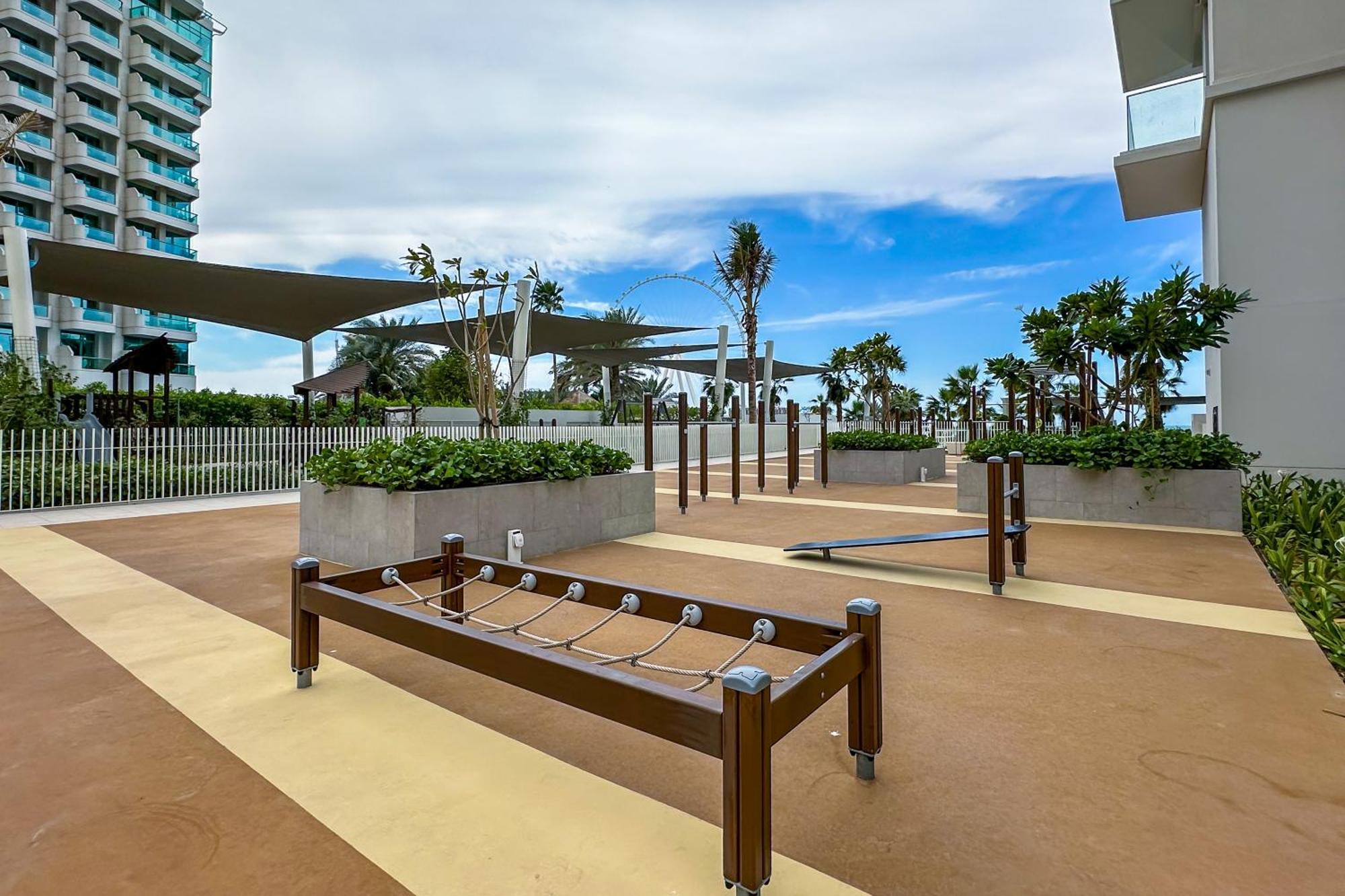 La Vie Jbr 1br With Access
