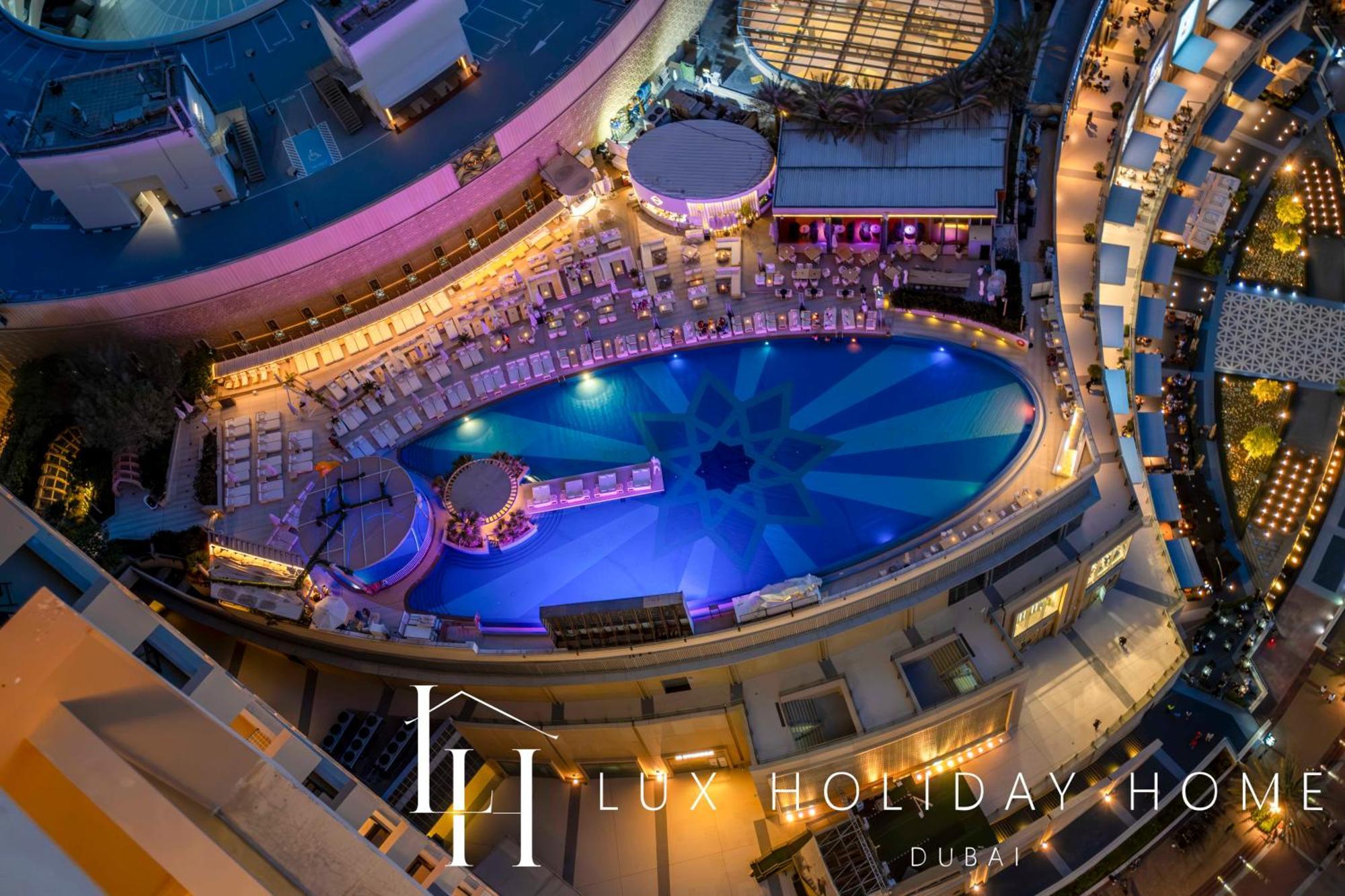 Lux The Jw Marina *