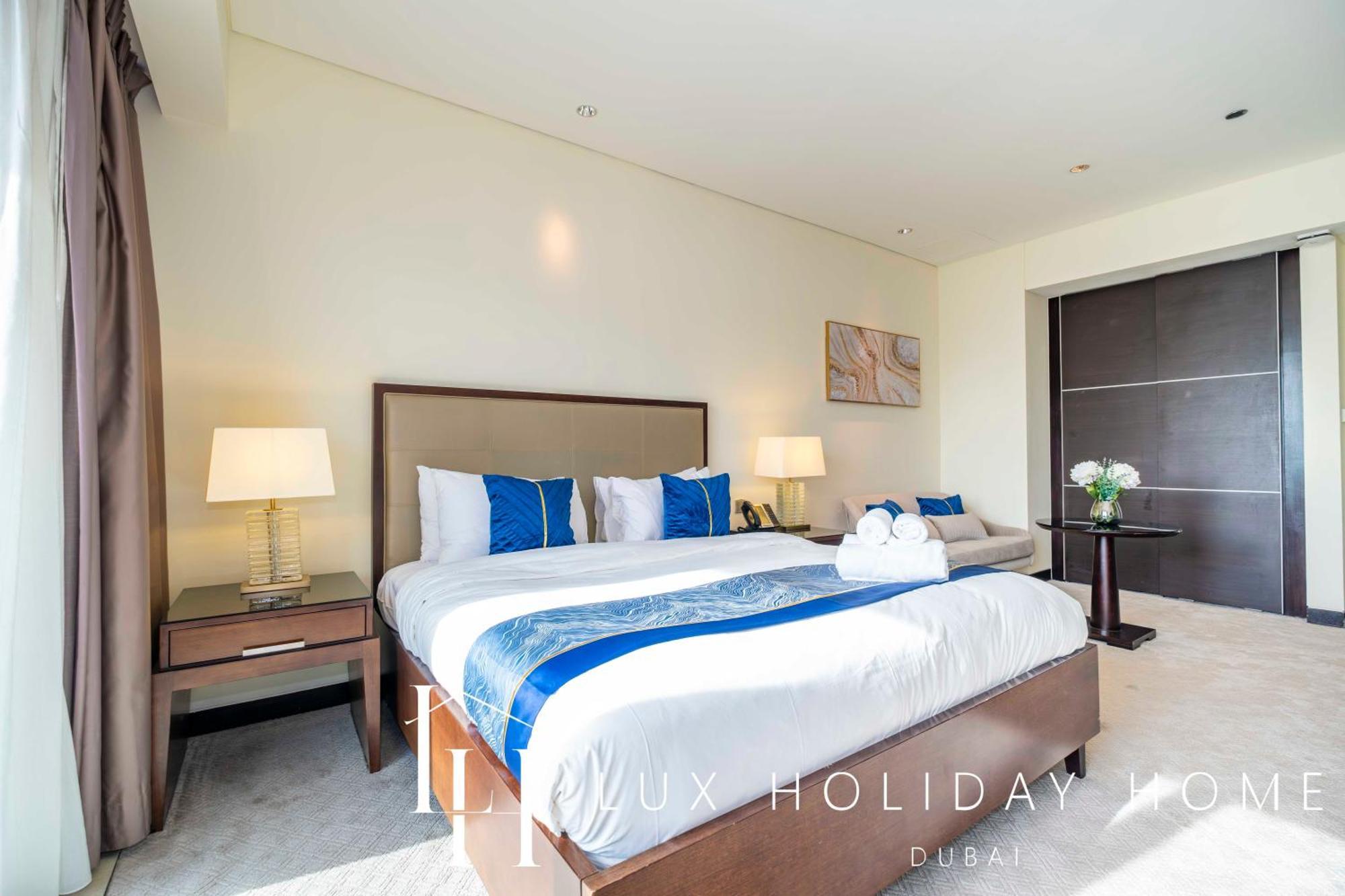 Lux The Jw Marina Dubai
