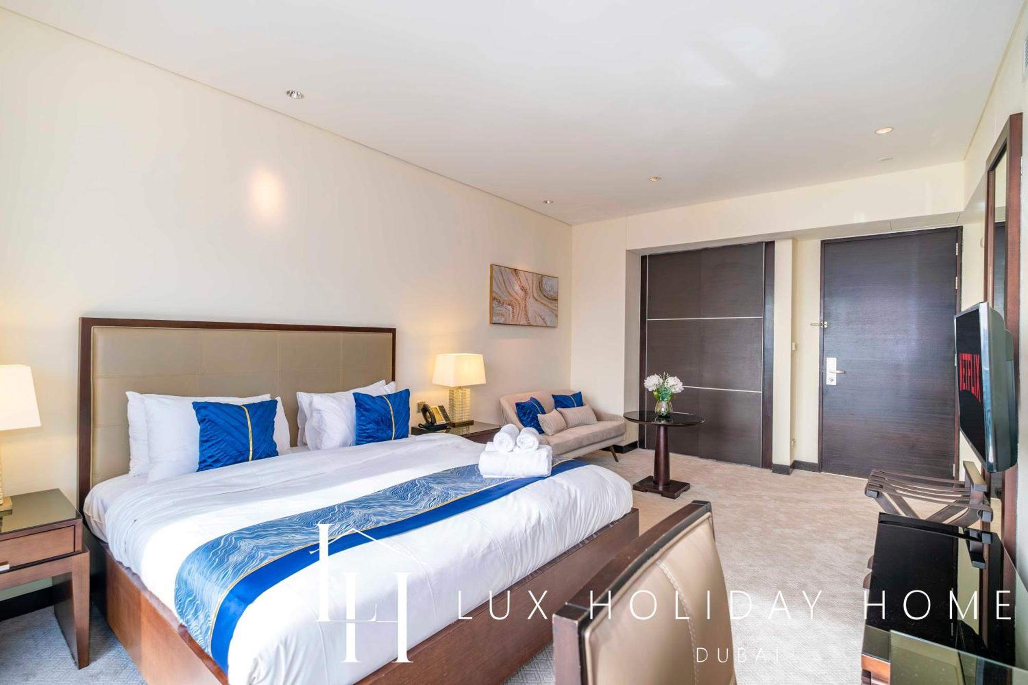 Lux The Jw Marina