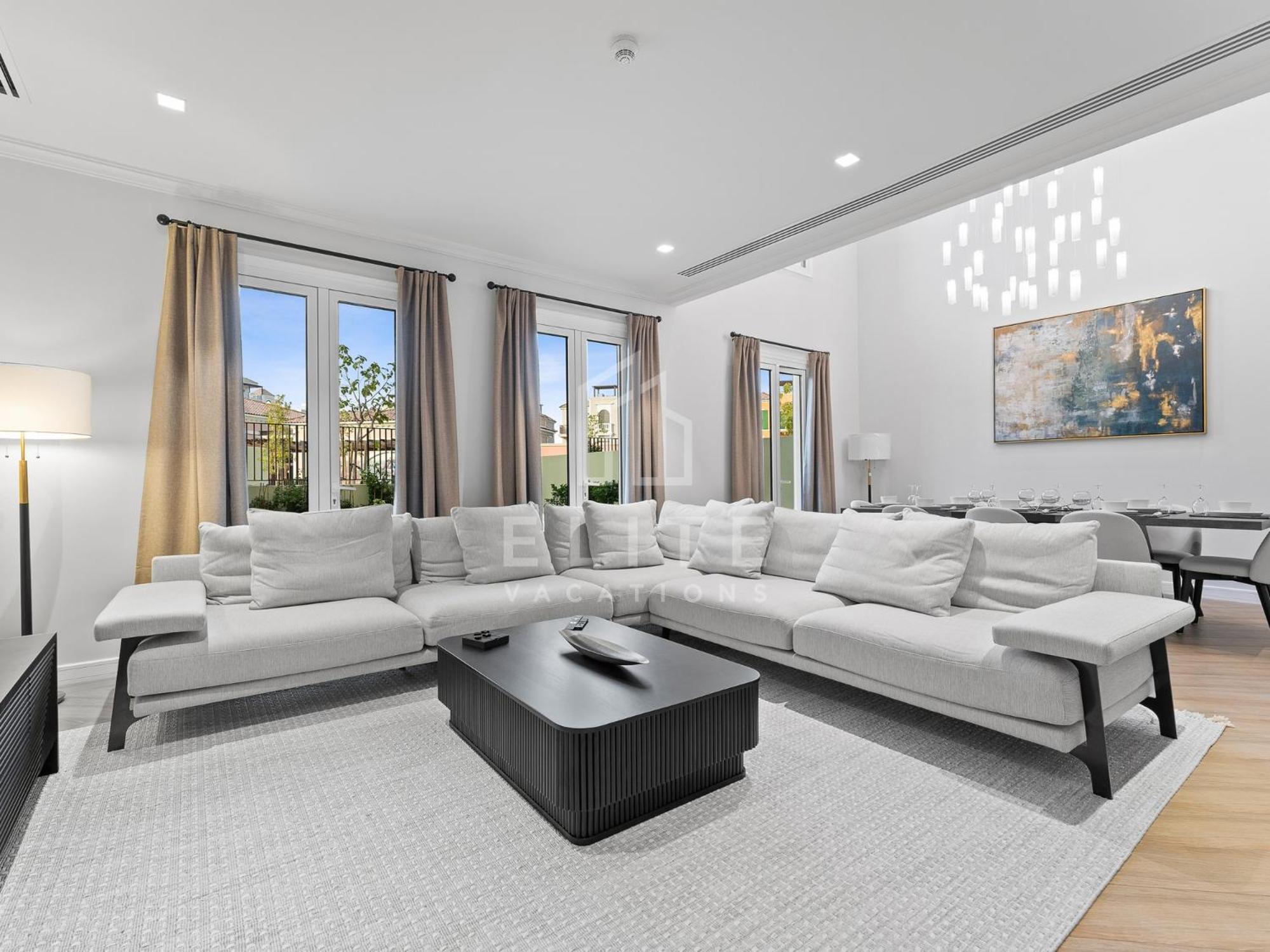 Luxury 4br Next To J1 With Burj Views Dubai