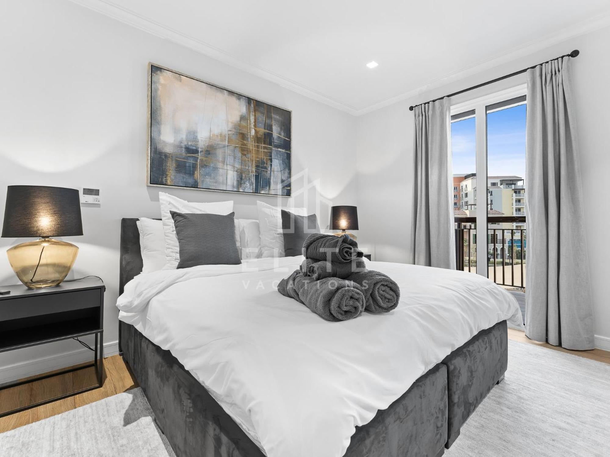 Villa Luxury 4br Next To J1 With Burj Views
