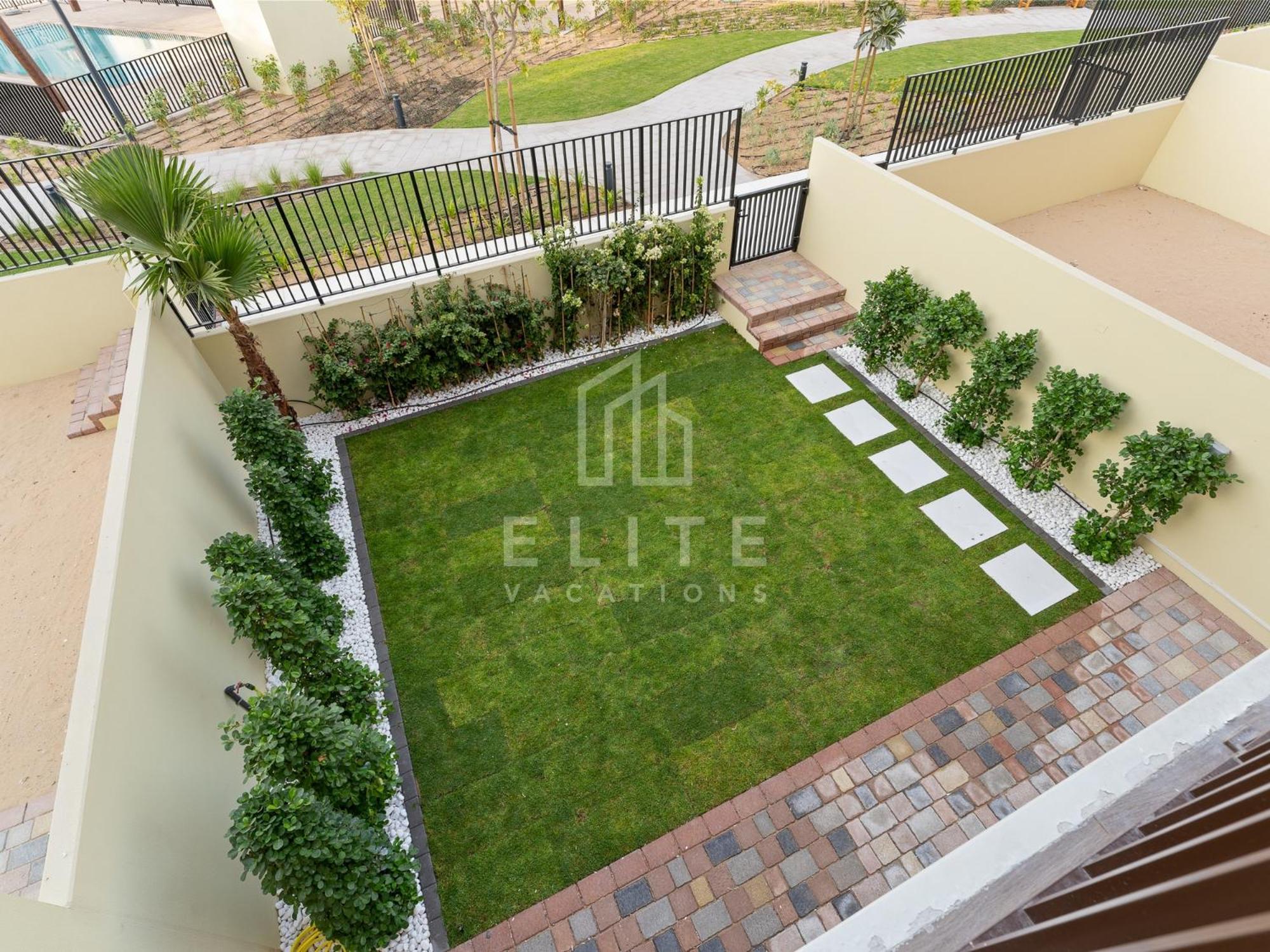 Villa Luxury 4br Next To J1 With Burj Views