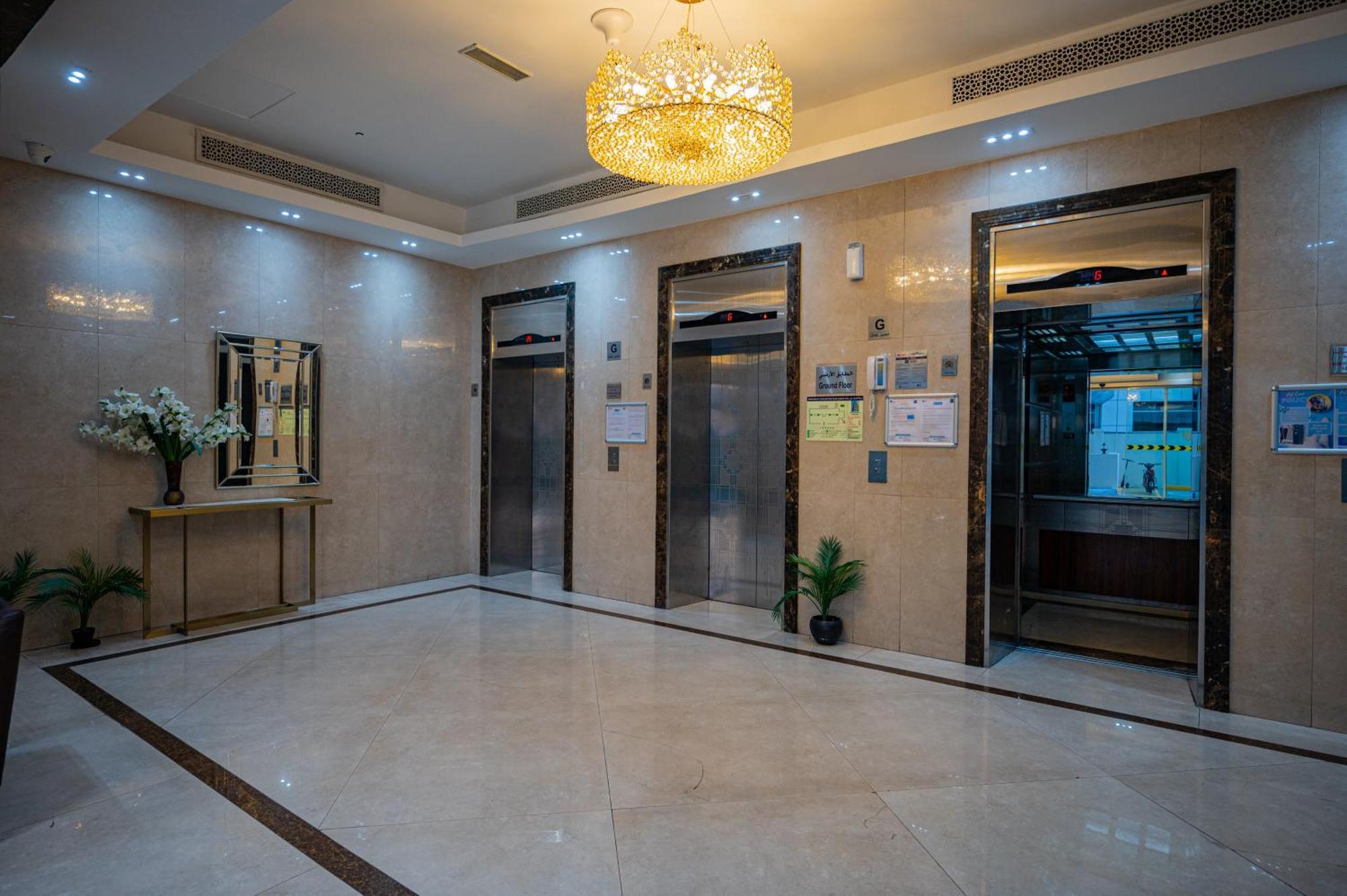 1 Bedroom With Marina View - Close To Metro Dubai