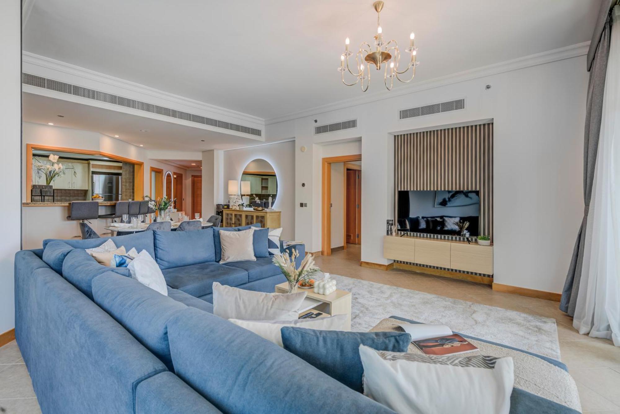 Trophy Oceans Edge In Palm With Private Beach Access Apartment