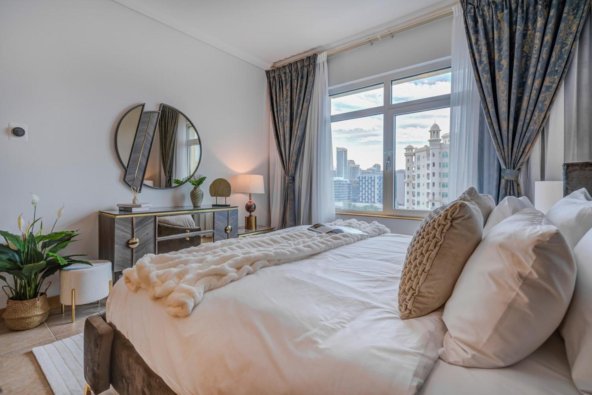 Trophy Oceans Edge In Palm With Private Beach Access *