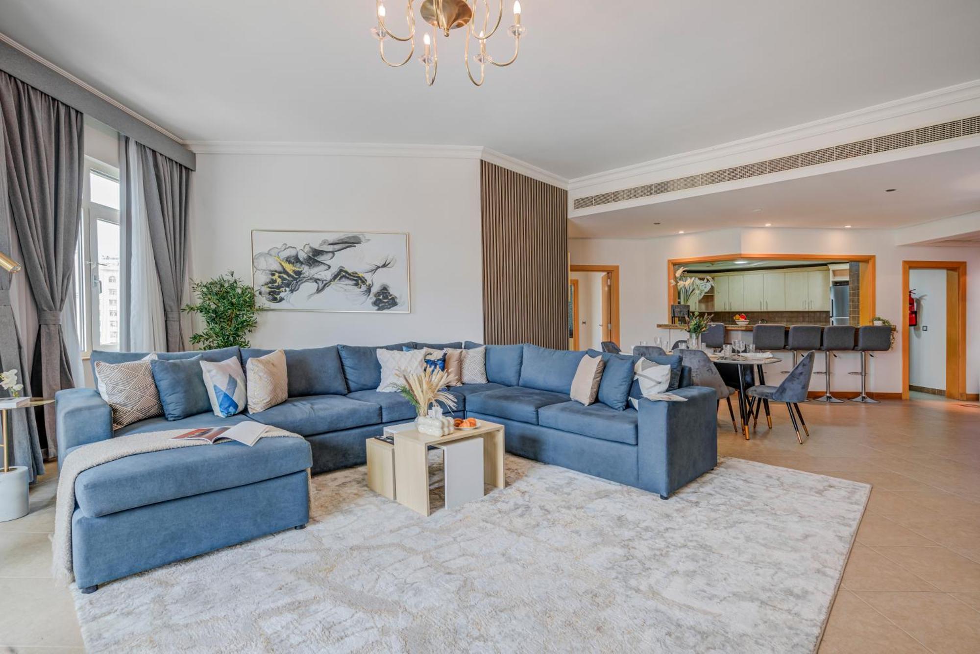 Trophy Oceans Edge In Palm With Private Beach Access Apartment Dubai