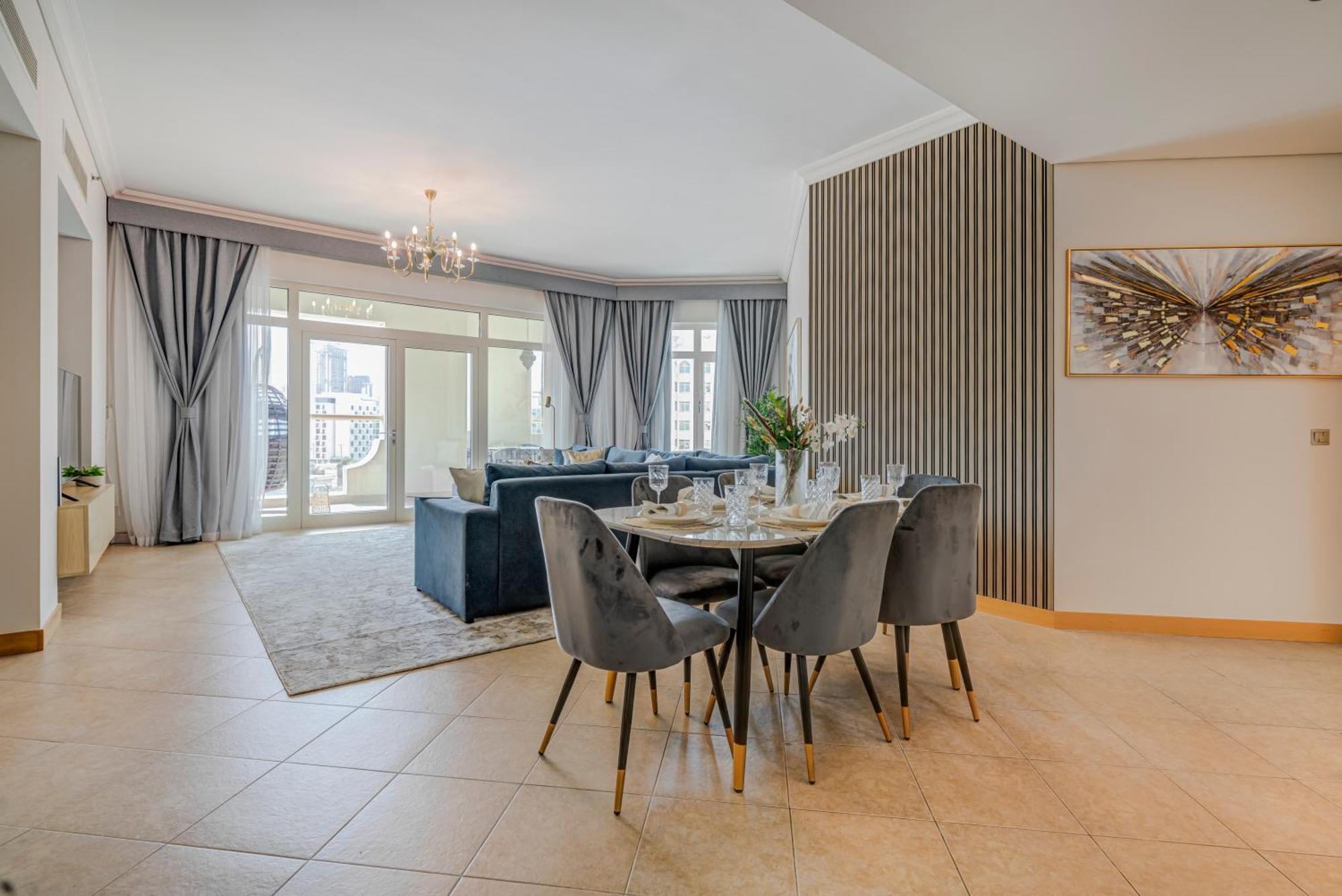 Trophy Oceans Edge In Palm With Private Beach Access Dubai