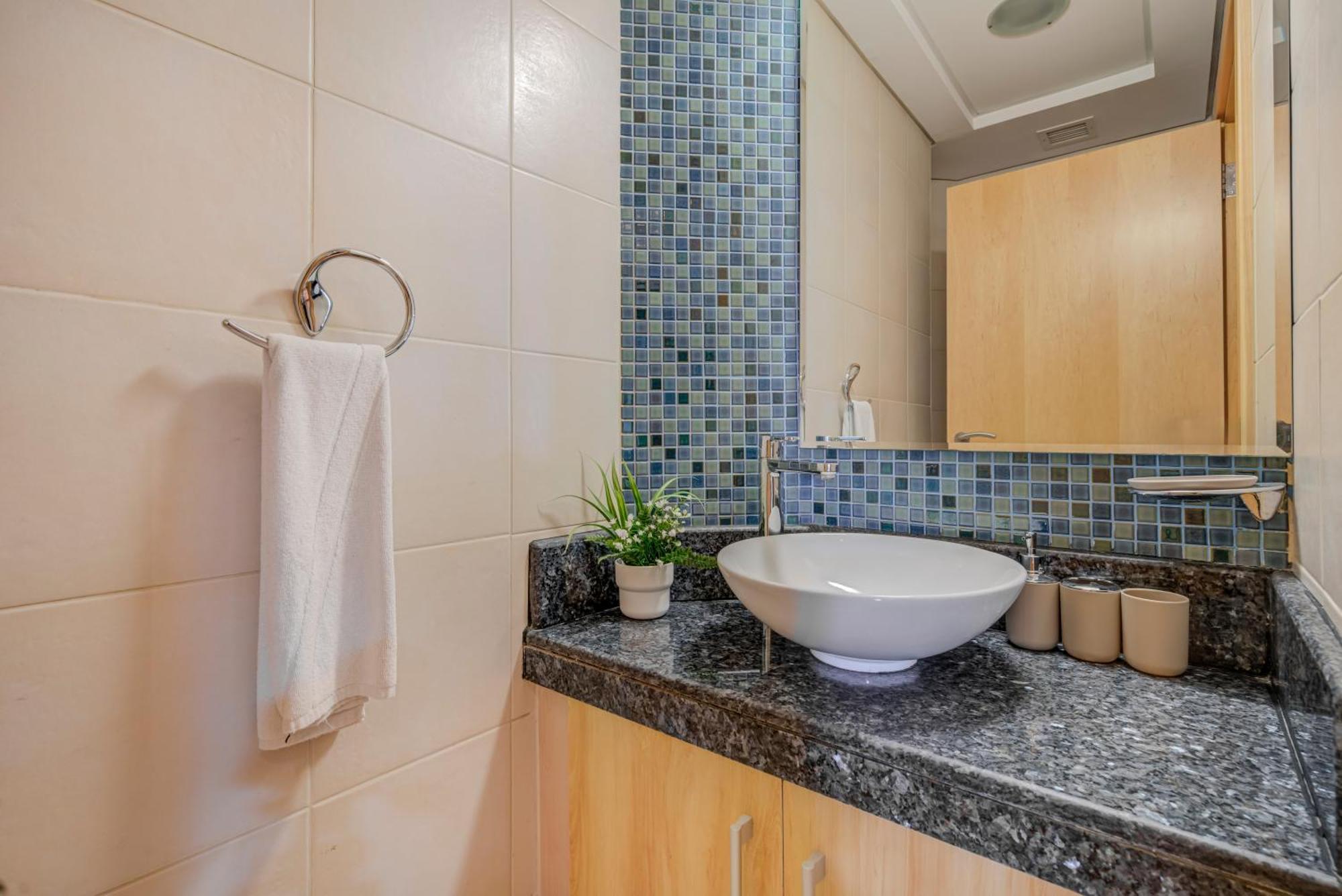 Trophy Oceans Edge In Palm With Private Beach Access * Dubai