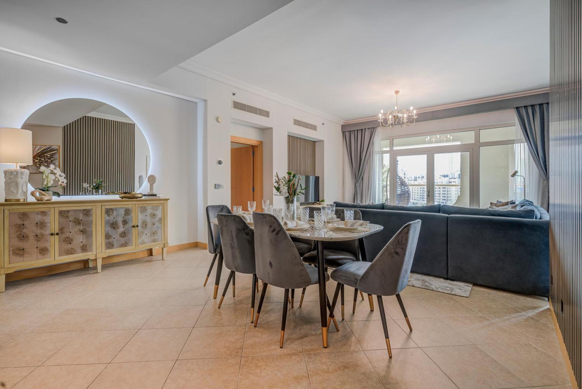 Trophy Oceans Edge In Palm With Private Beach Access *