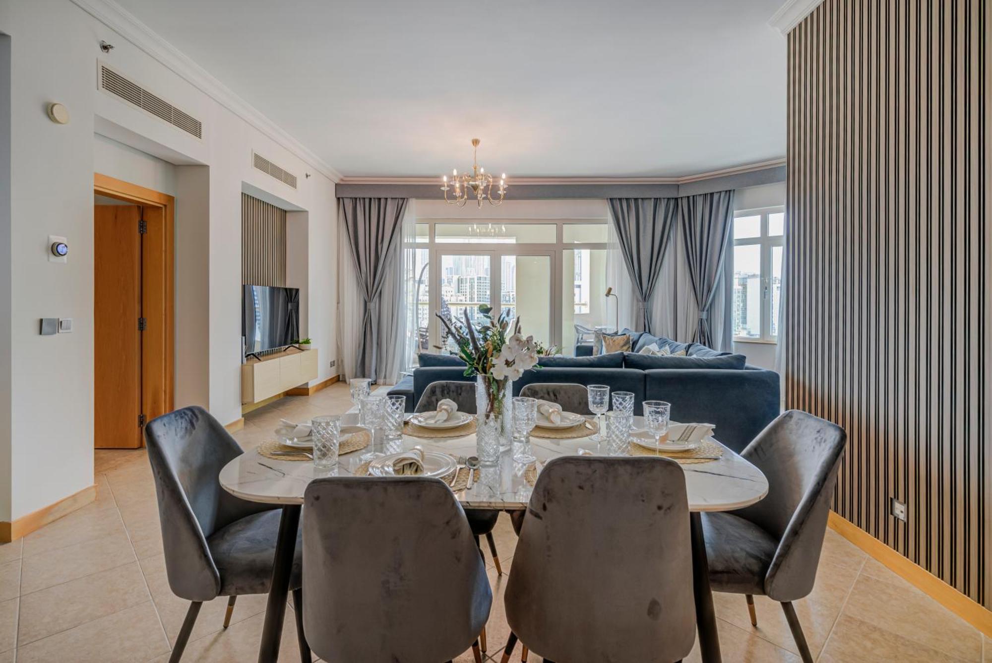 Trophy Oceans Edge In Palm With Private Beach Access Apartment