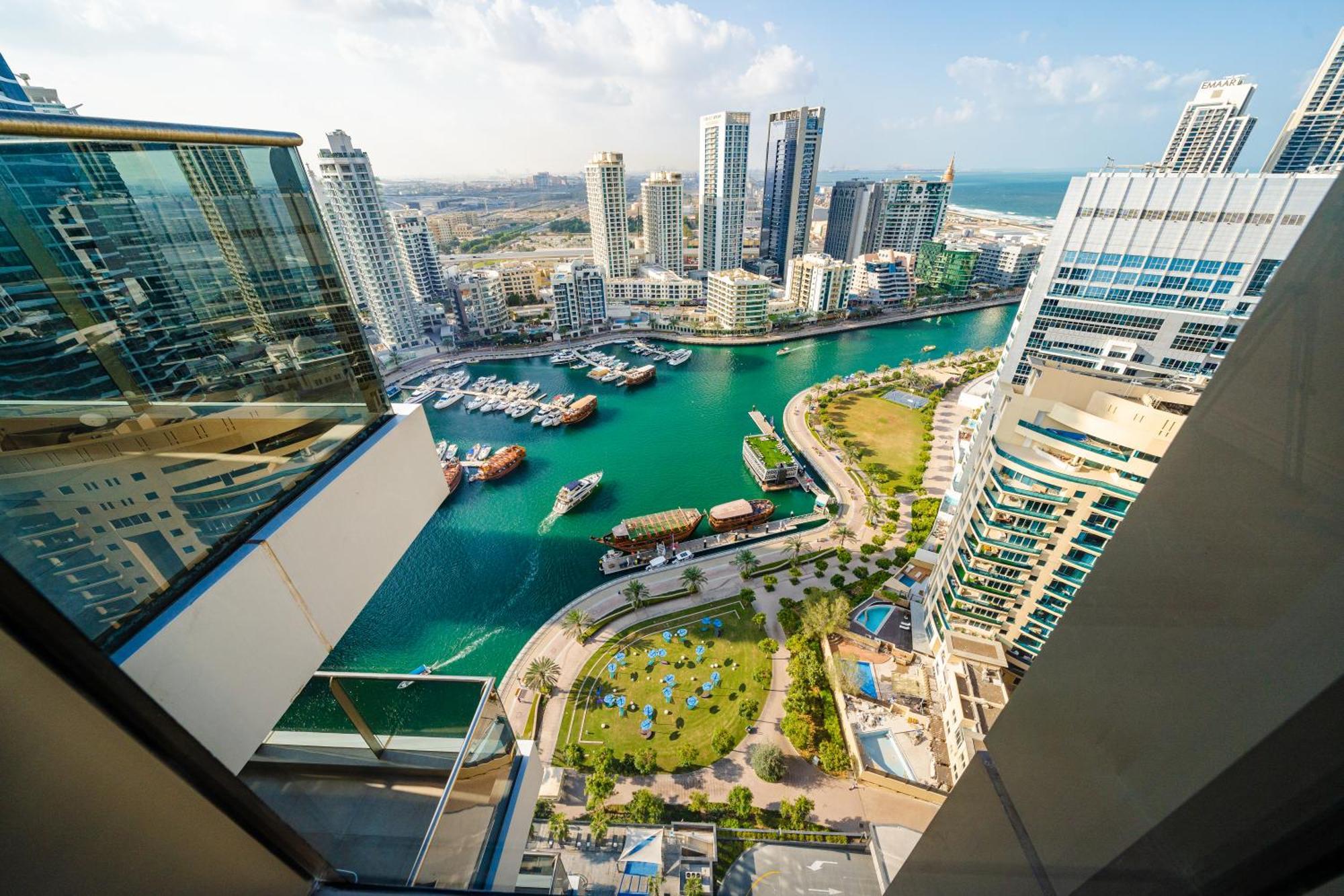 Walk To Jbr - Luxe 3br With Marina & Sea Views Apartment Dubai