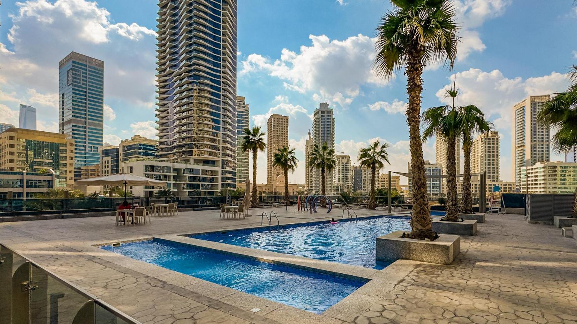 Walk To Jbr - Luxe 3br With Marina & Sea Views Apartment Dubai