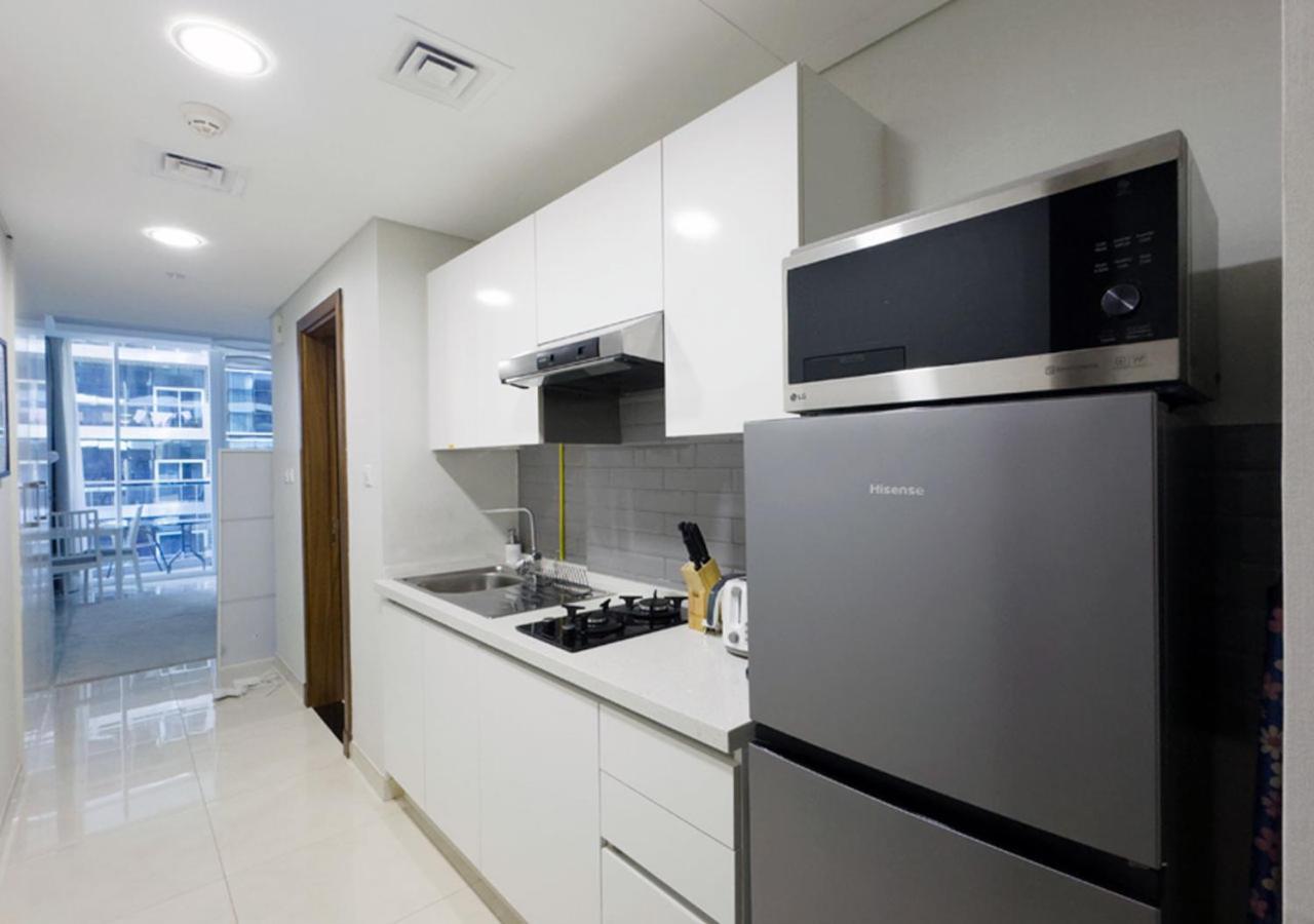 Canal Access Studio, 1 Min Walk To Business Bay Marina Apartment