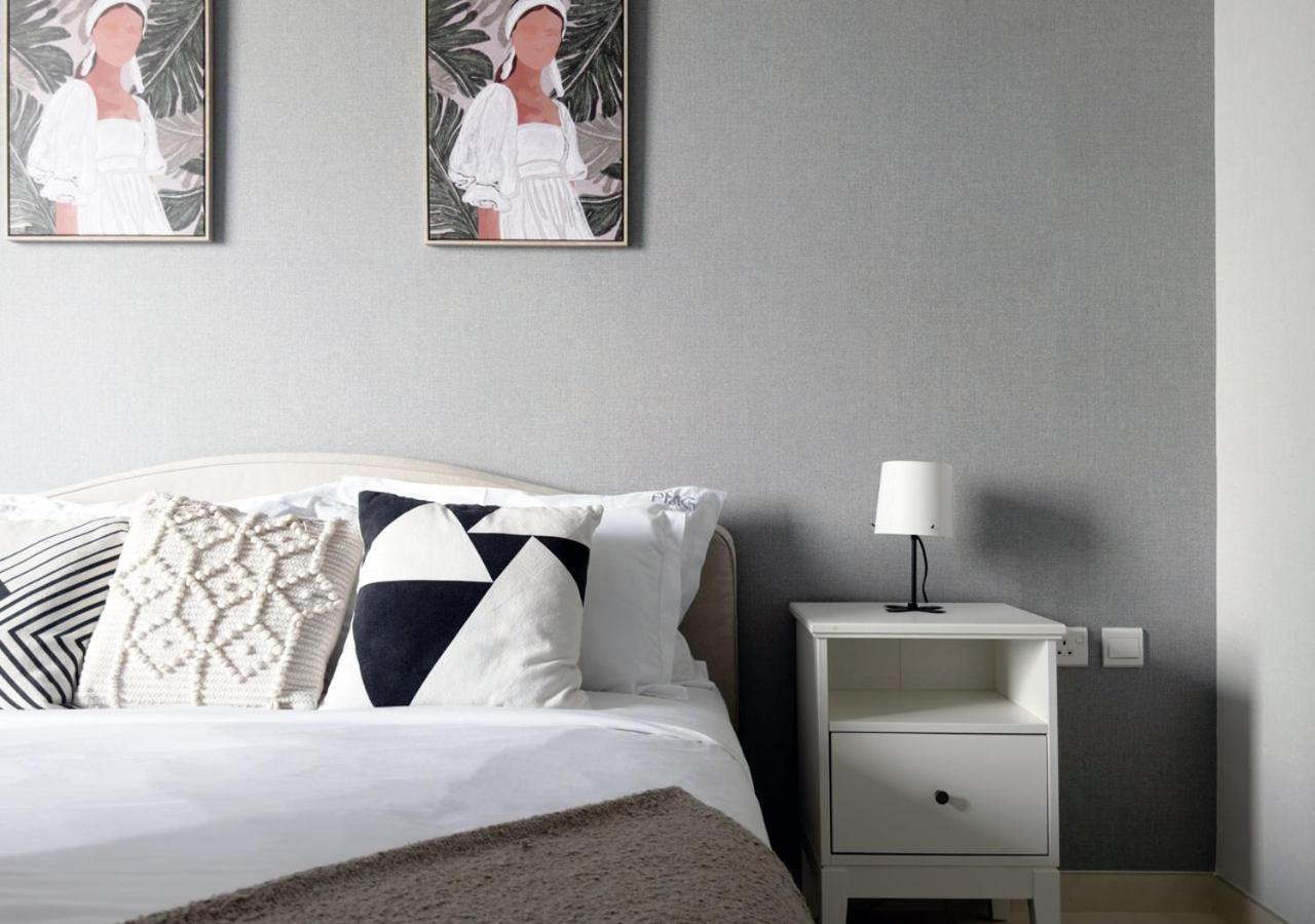 Canal Access Studio, 1 Min Walk To Business Bay Marina Apartment *