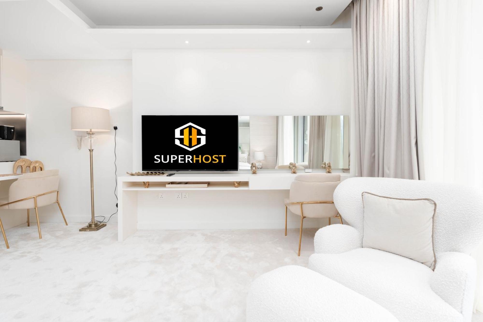 Superhost Emaar Residences Fashion Avenue - Address Mall Apartment *